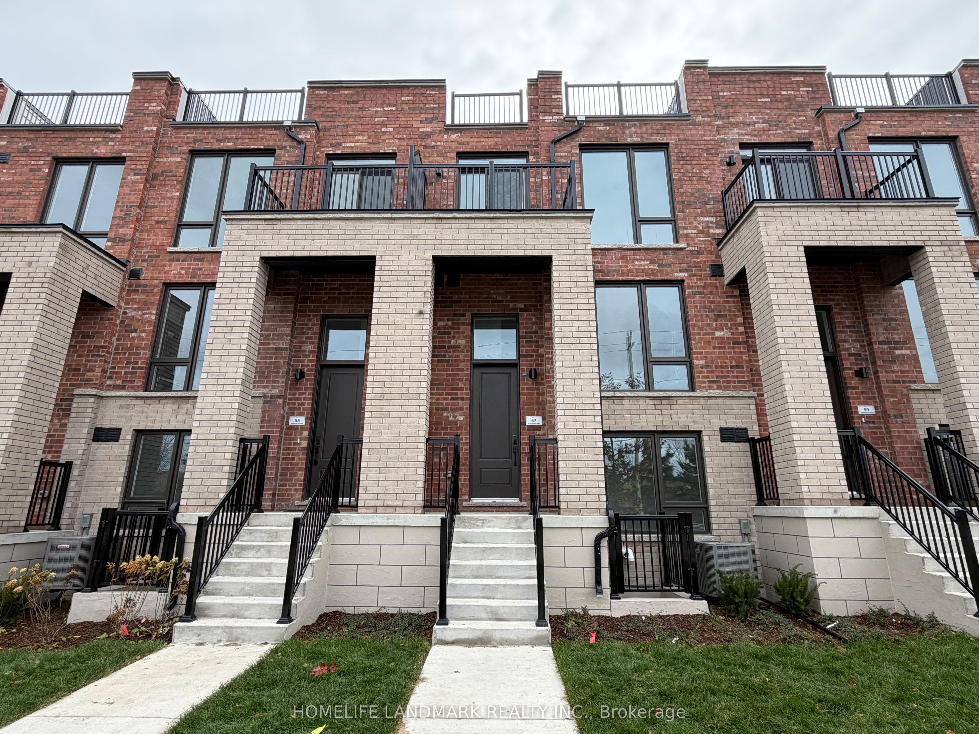 71 Jefferson Side Road, Richmond Hill, On L4e 1m1