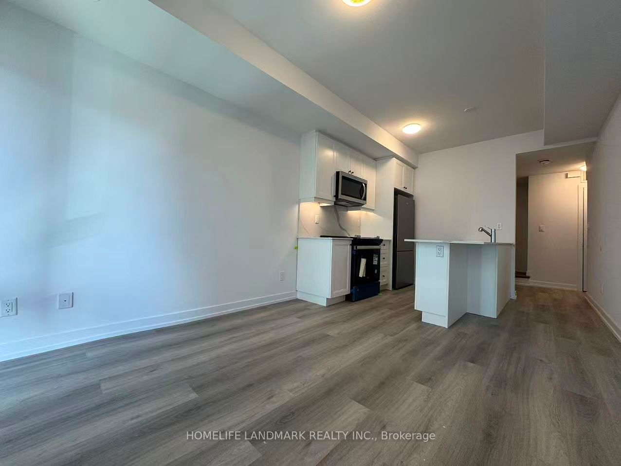 5 Bancroft Lane 311, Richmond Hill, On L4e 1m1