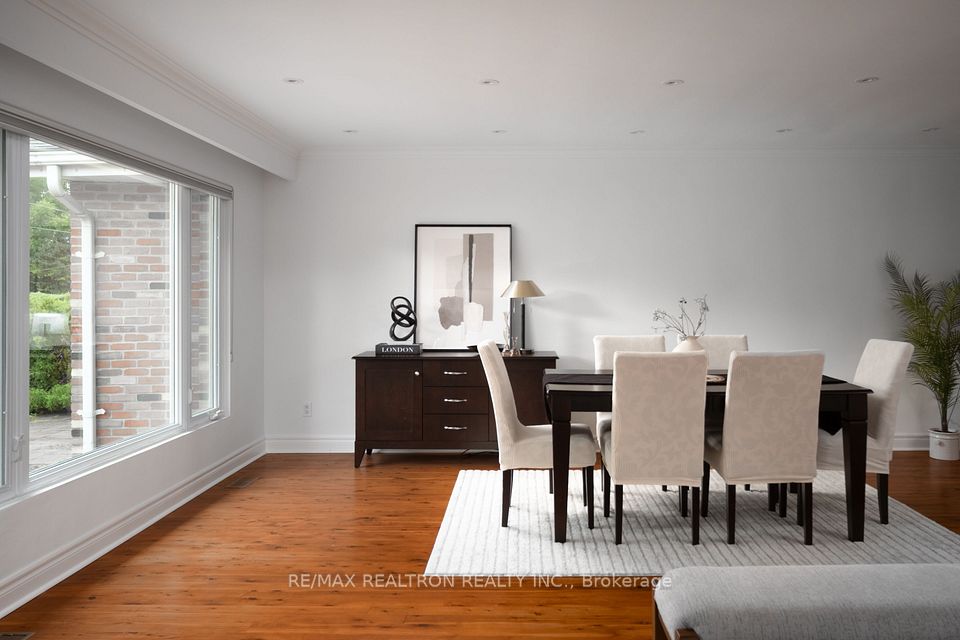 132 Morgan Avenue, Markham, On L3t 1r7