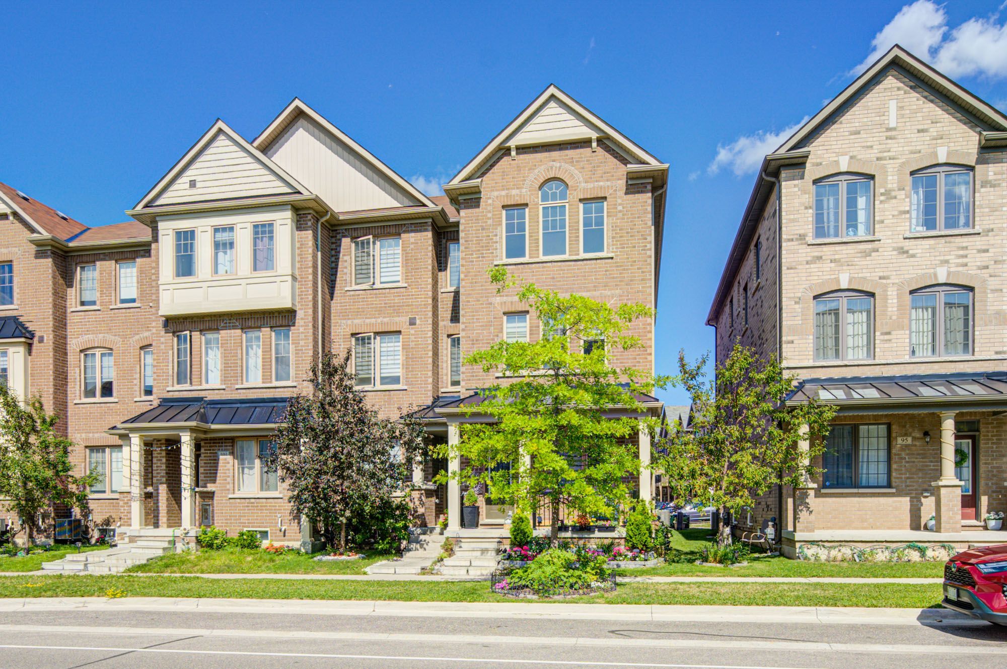97 Cornell Centre Boulevard, Markham, On L6b 1p8