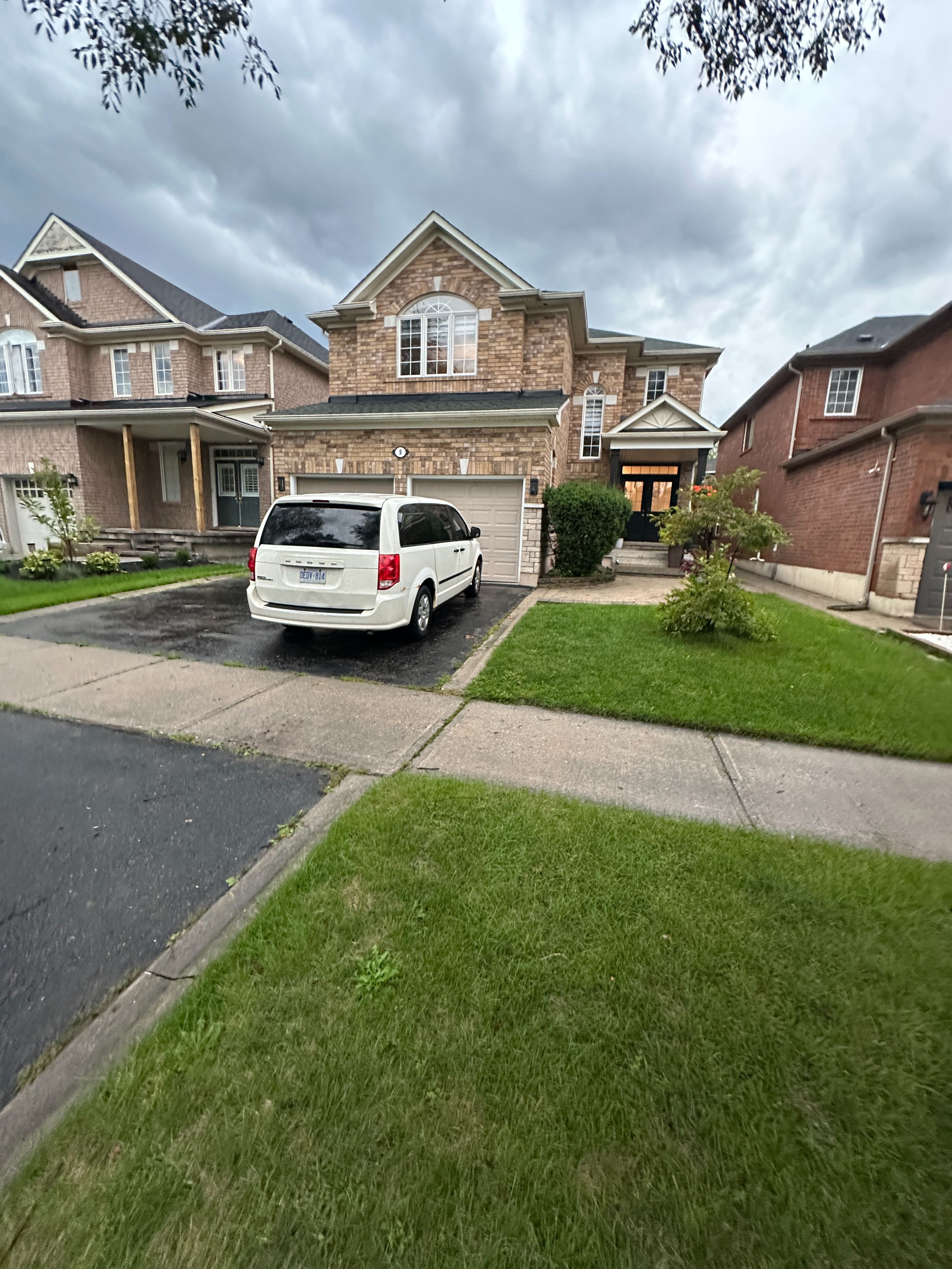 9 Alyssum Court Lower, Richmond Hill, On L4e 4m7