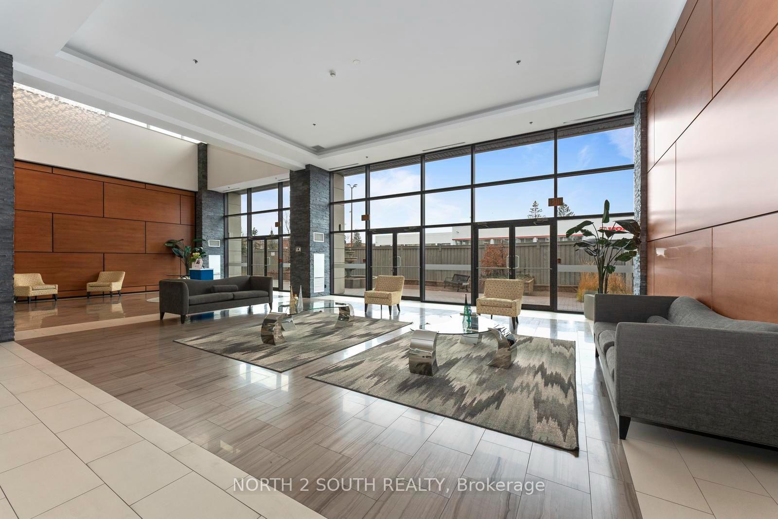 12 Woodstream Boulevard 1015, Vaughan, On L4l 8c4