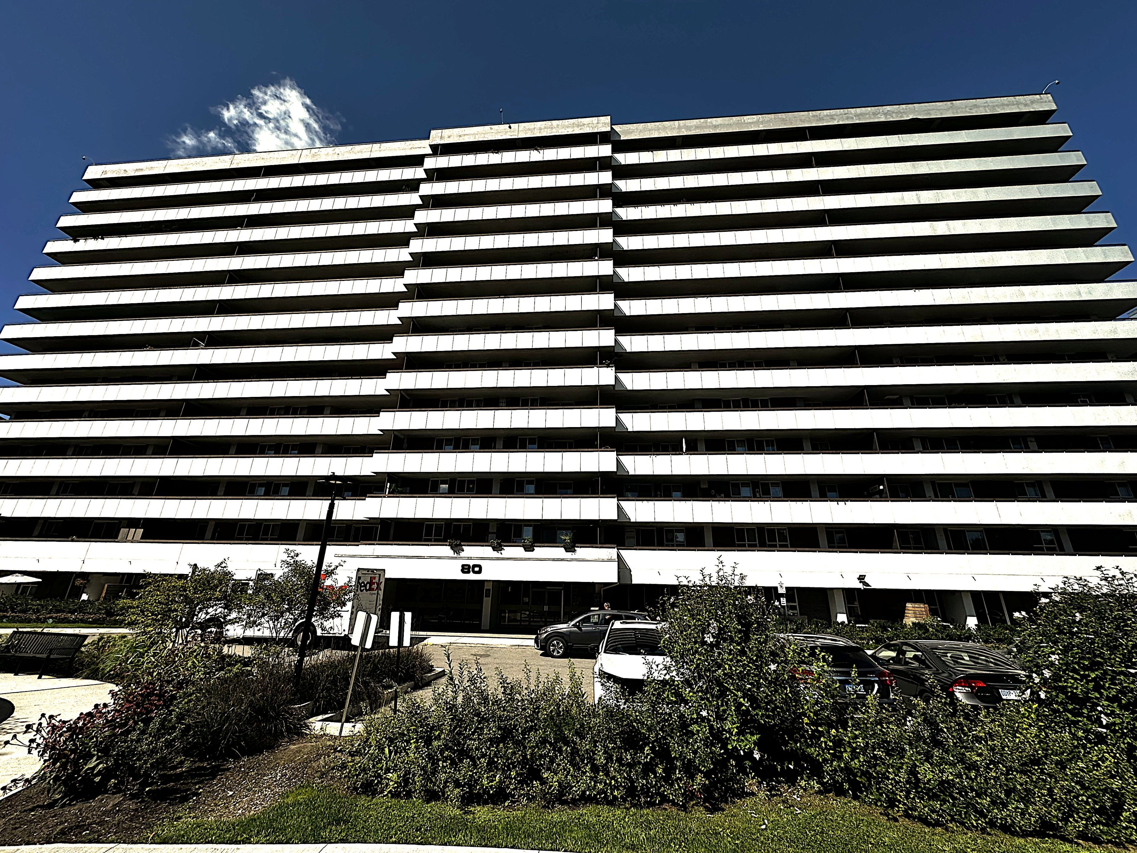 80 Inverlochy Boulevard 504, Markham, On L3t 4p3