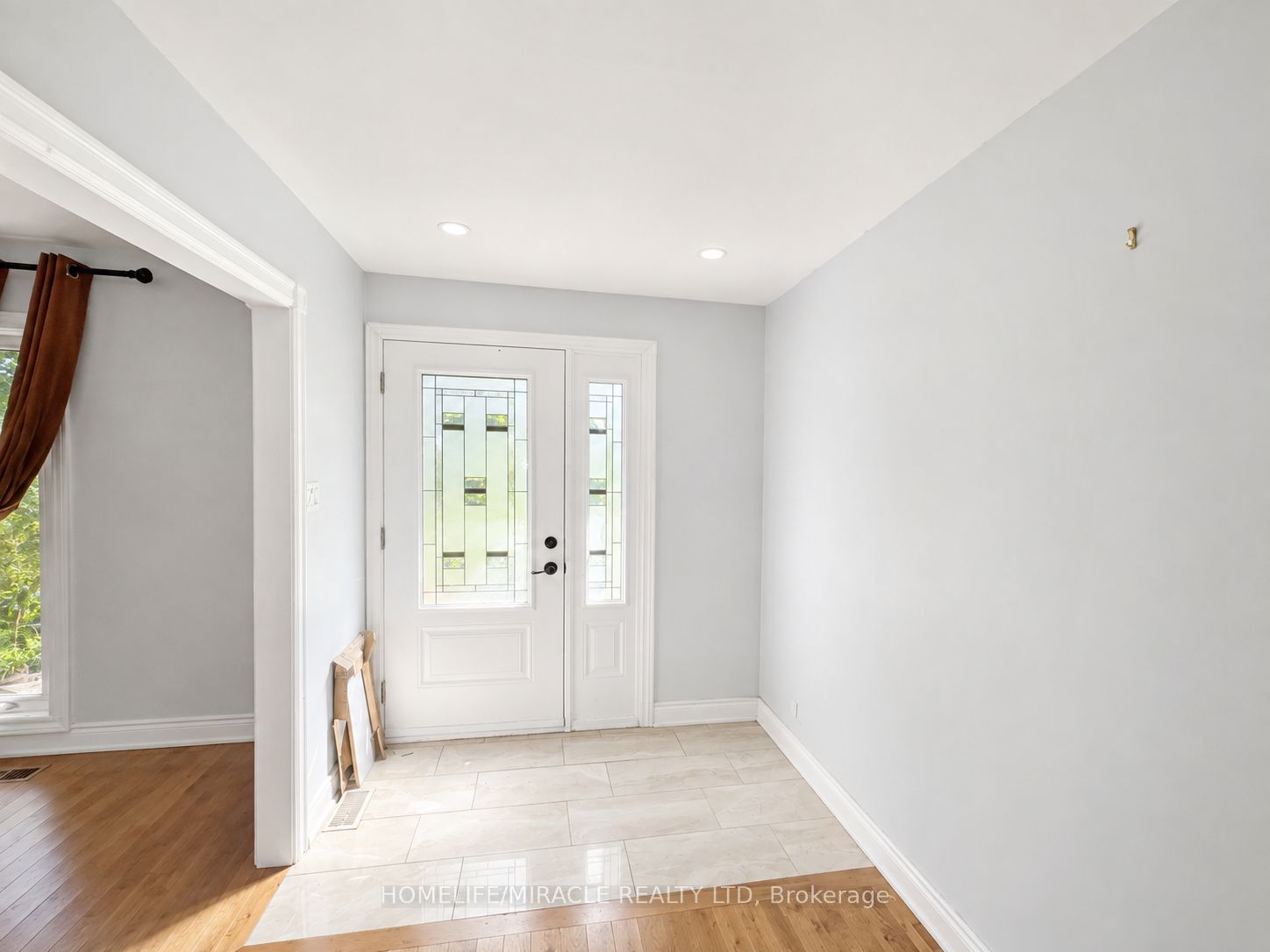 14178 Yonge Street, Aurora, On L4g 0p5