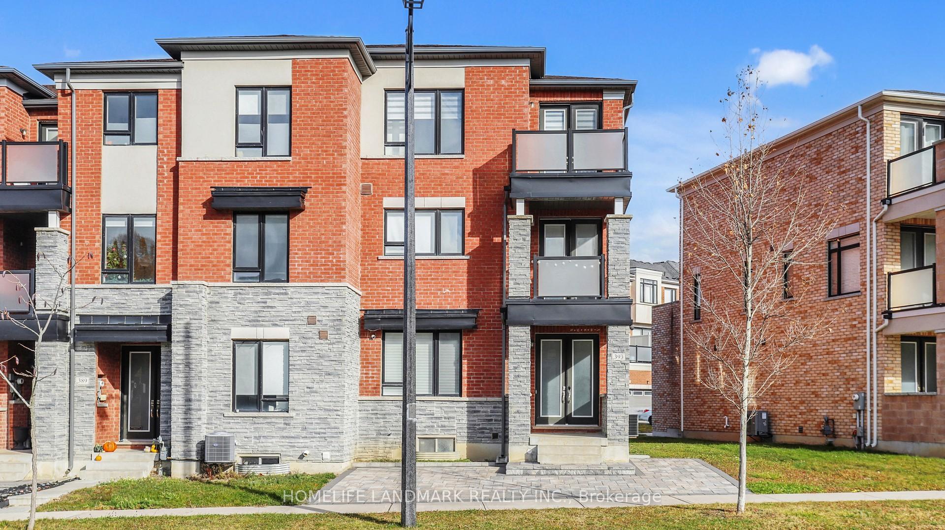 393 William Graham Drive, Aurora, On L4g 0z9