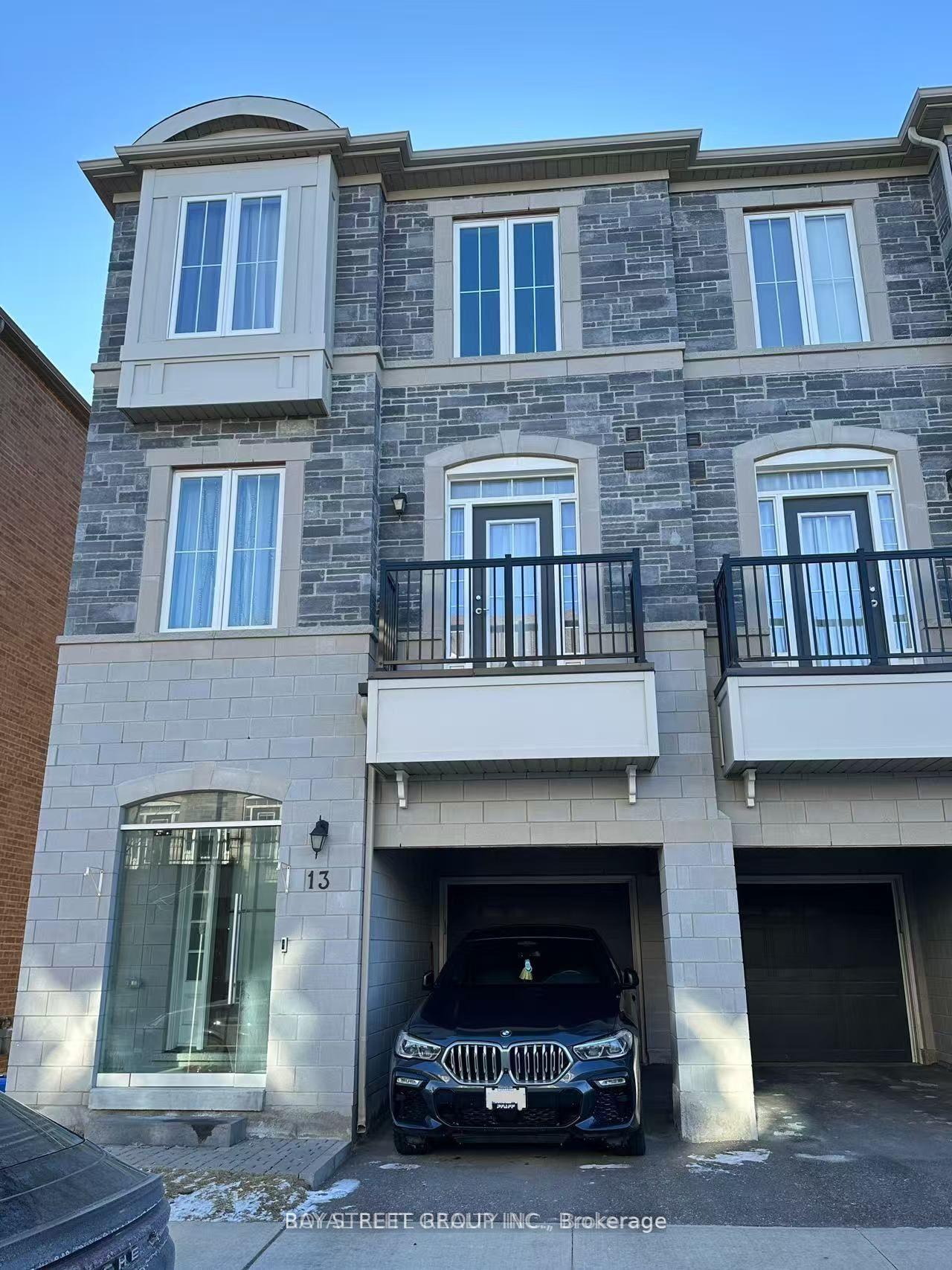 13 Thomas Foster Street, Markham, On L6c 0z4