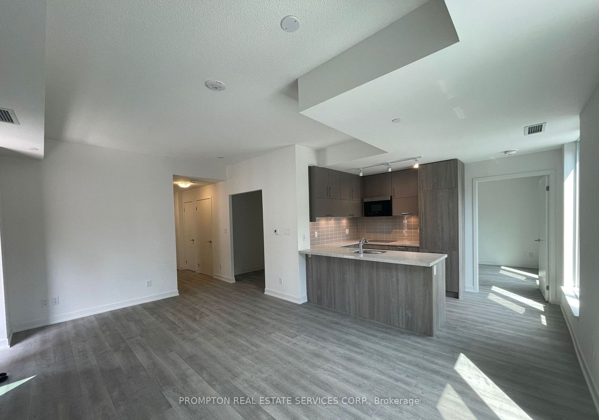 38 Simcoe Promenade 708, Markham, On L6g 0h7