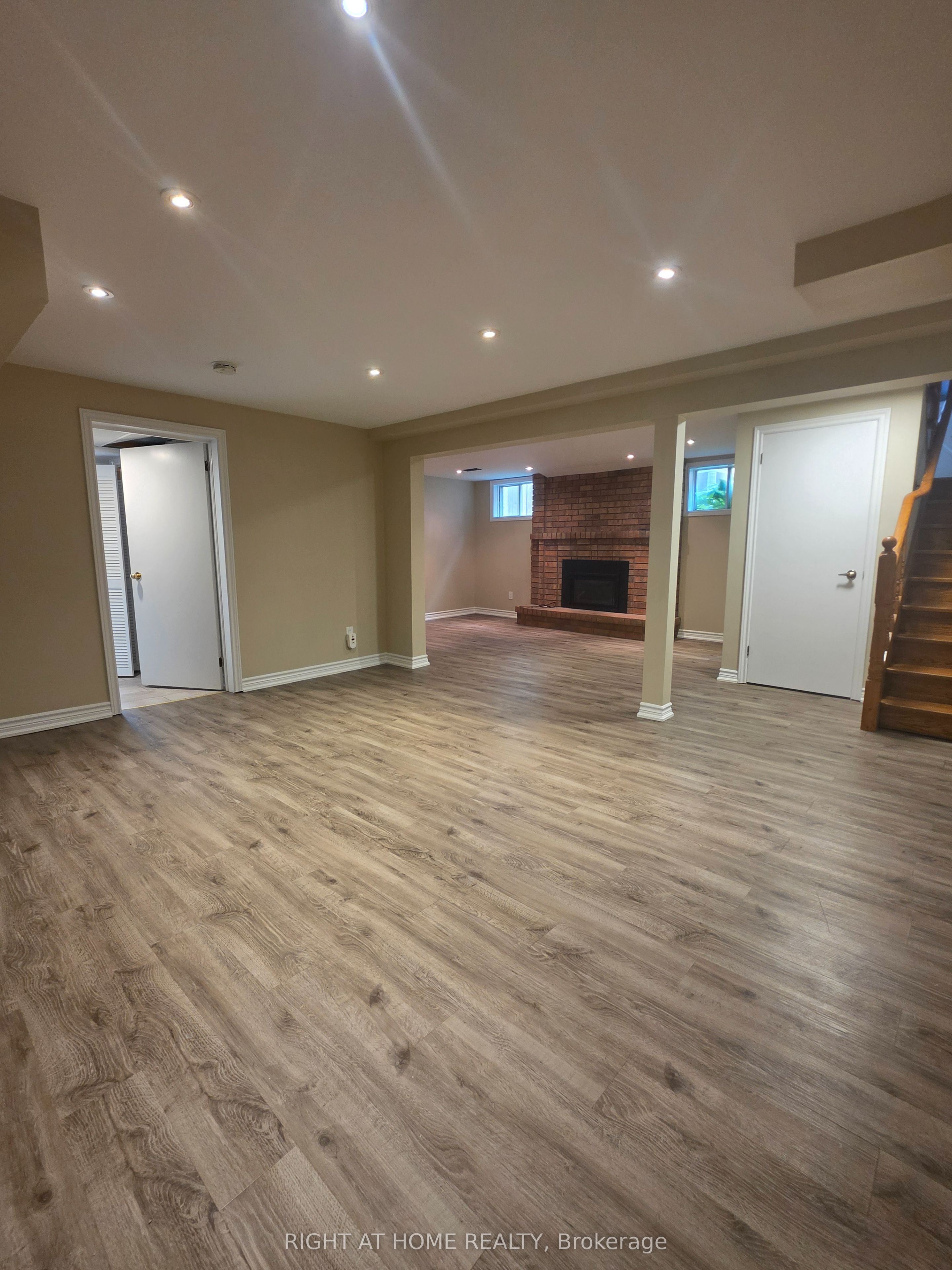 250 Hemlock Drive, Whitchurch-Stouffville, On L4a 5a5