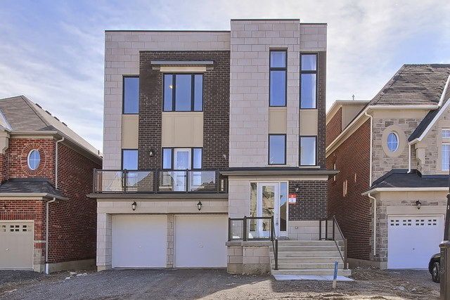 79 Baldry Avenue, Vaughan, On L6a 4x9