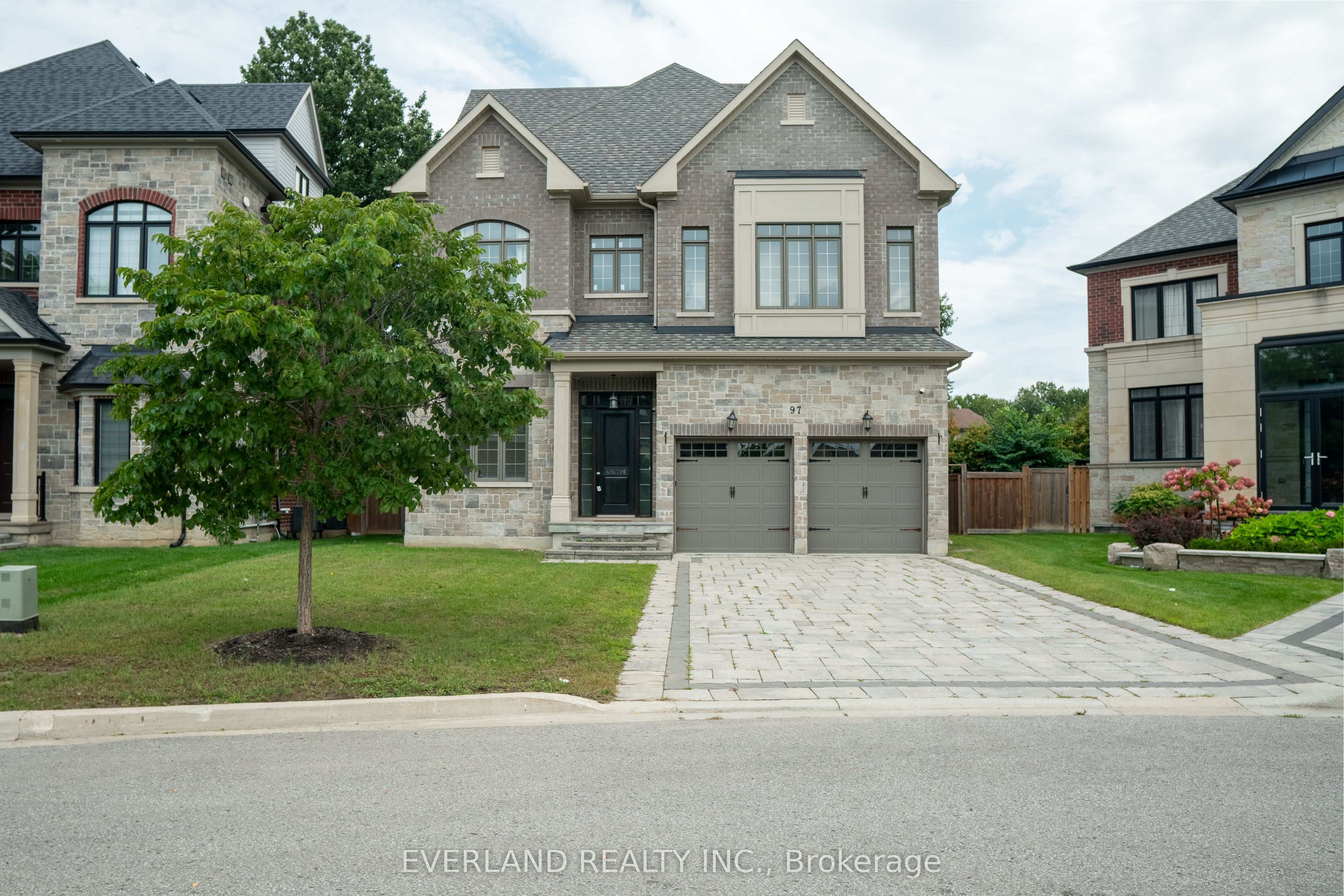 97 Fitzgerald Avenue, Markham, On L3r 4z7