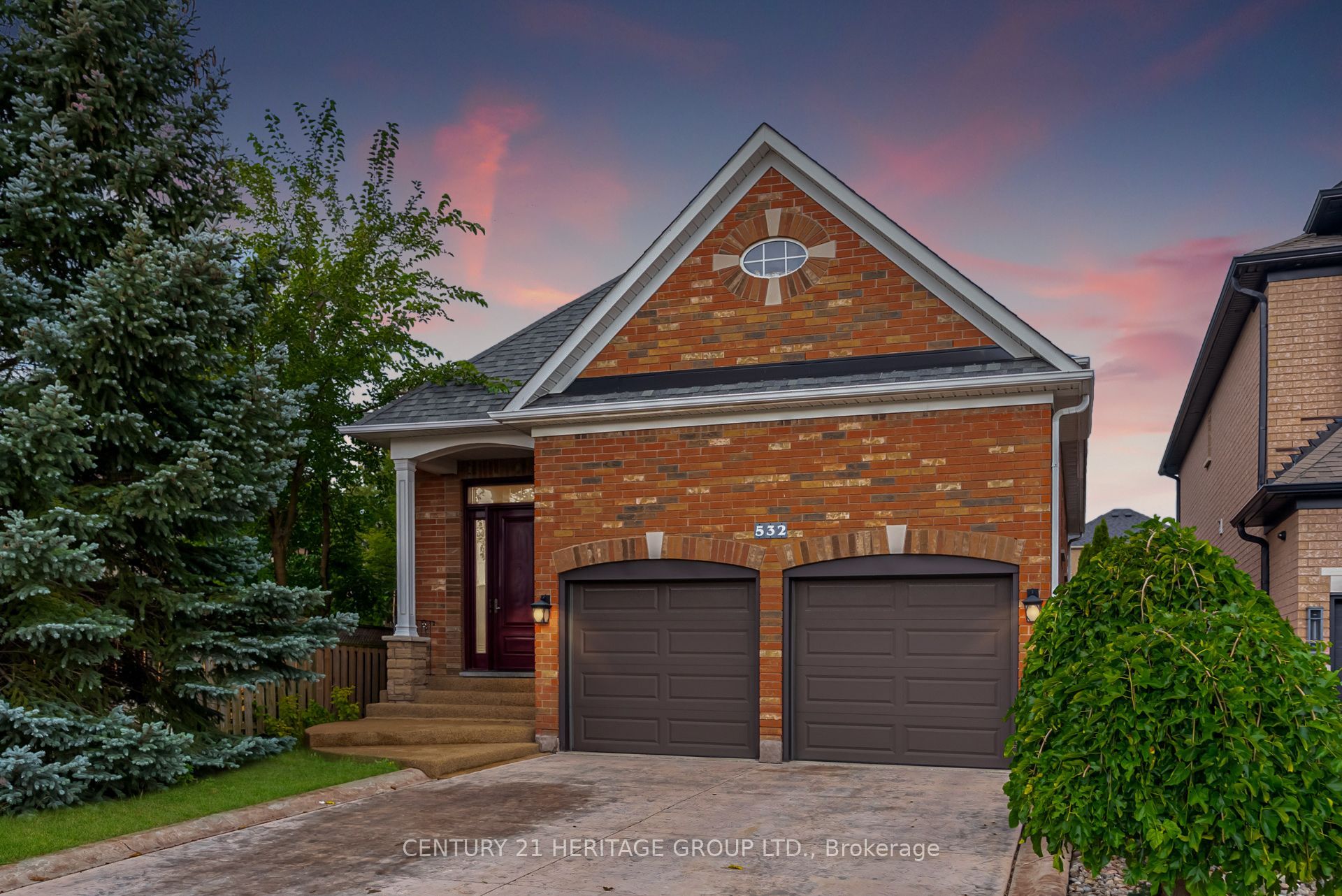 532 Melville Avenue, Vaughan, On L6a 2m1