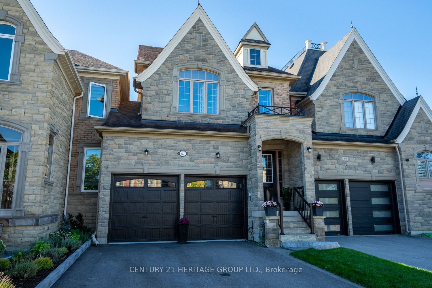 67 Alex Campbell Crescent, King, On L7b 1k9