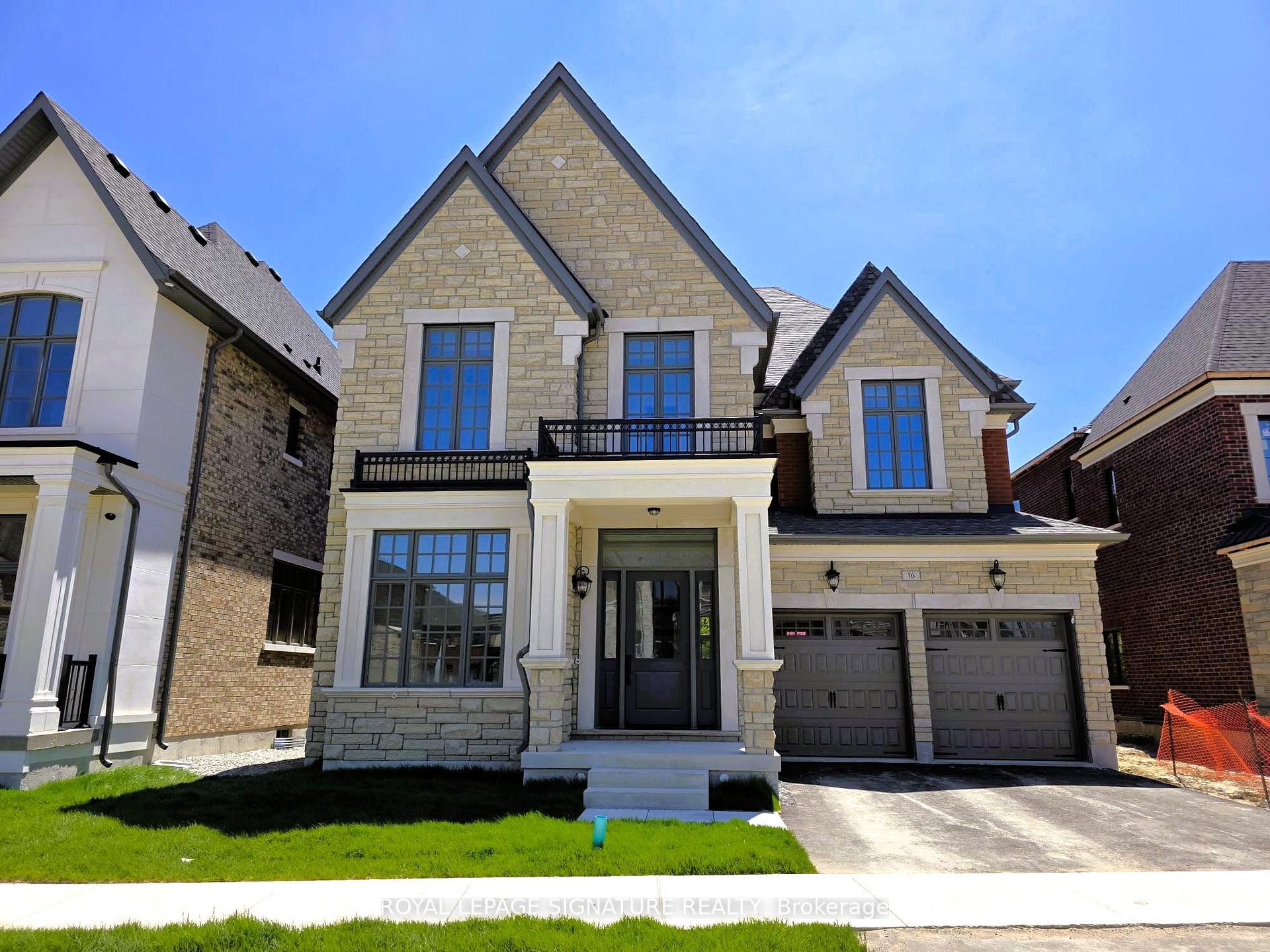 16 Gianvito Crescent, King, On L7b 0t2