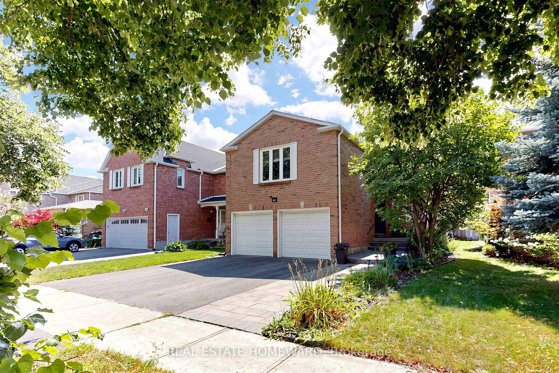 242 Badessa Circle, Vaughan, On L4j 6c7