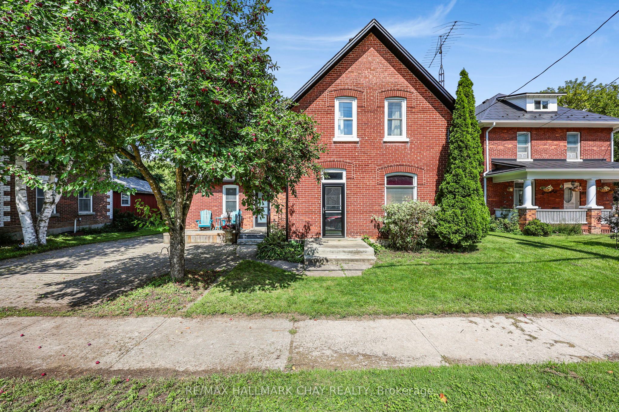 8128 Main Street, Adjala-Tosorontio, On L0m 1j0