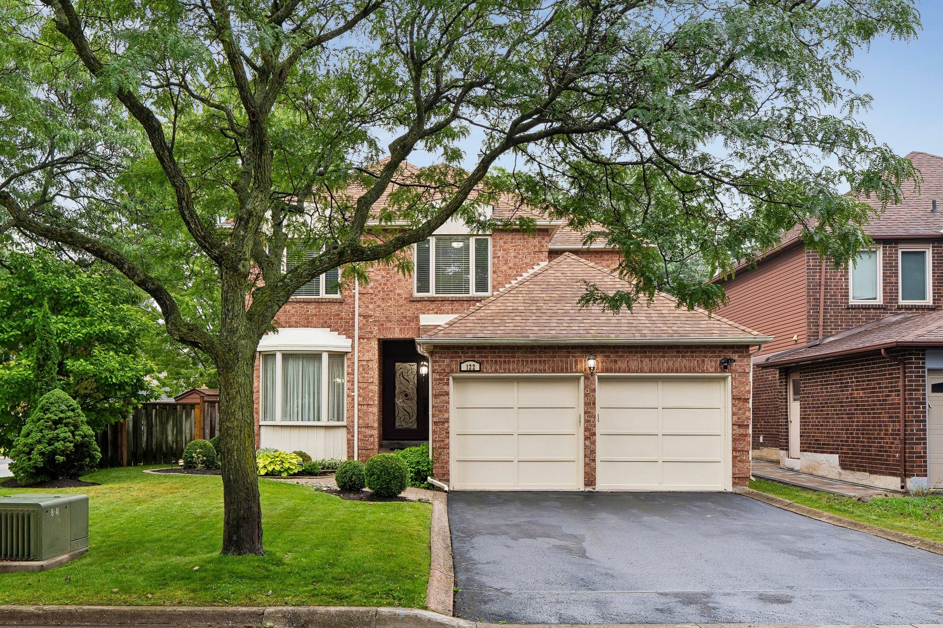 122 Colvin Crescent, Vaughan, On L4j 2r7