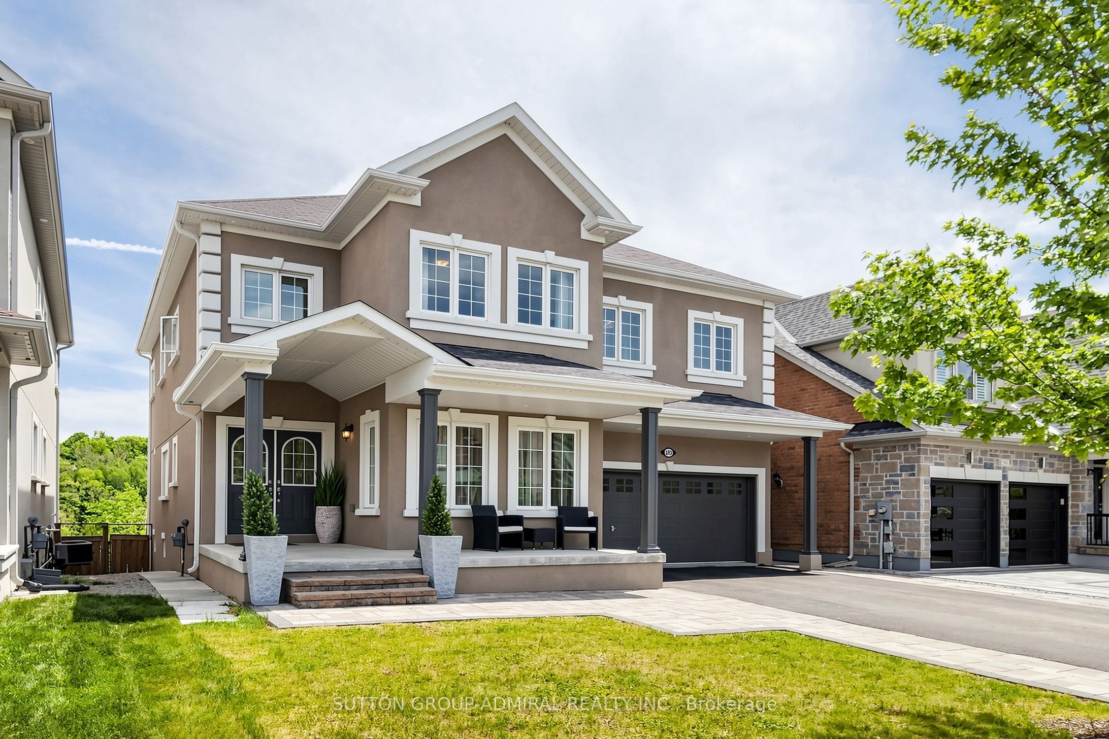 545 Clifford Perry Place, Newmarket, On L3x 0j1