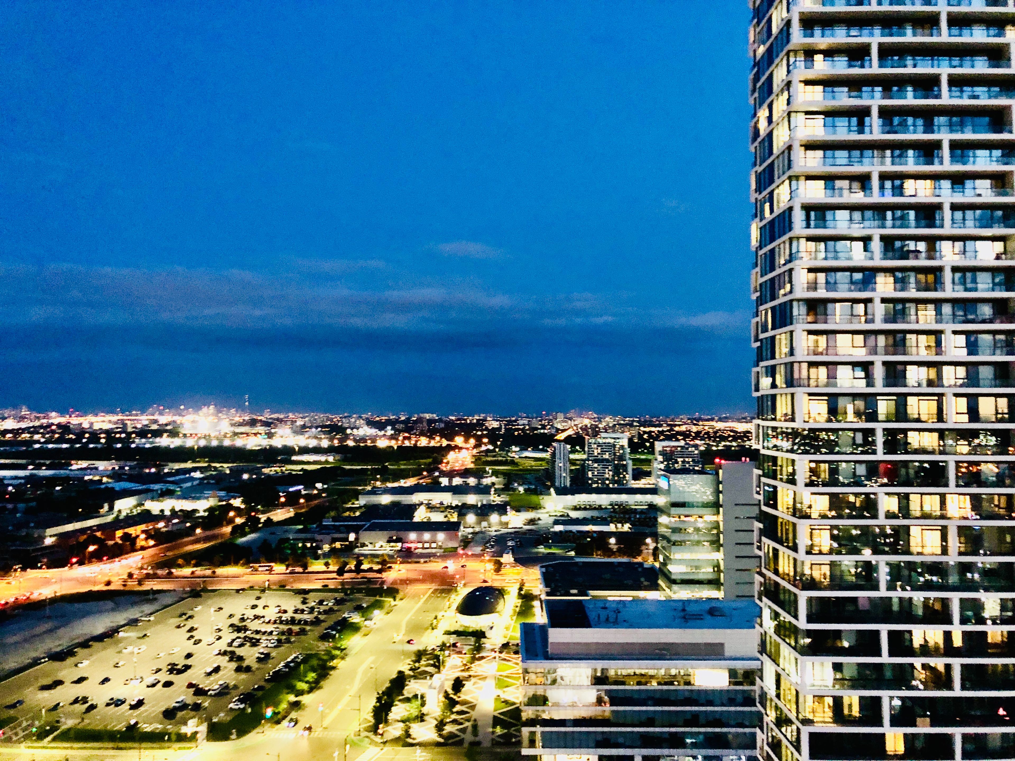 898 Portage Parkway 3303, Vaughan, On L4k 0j6