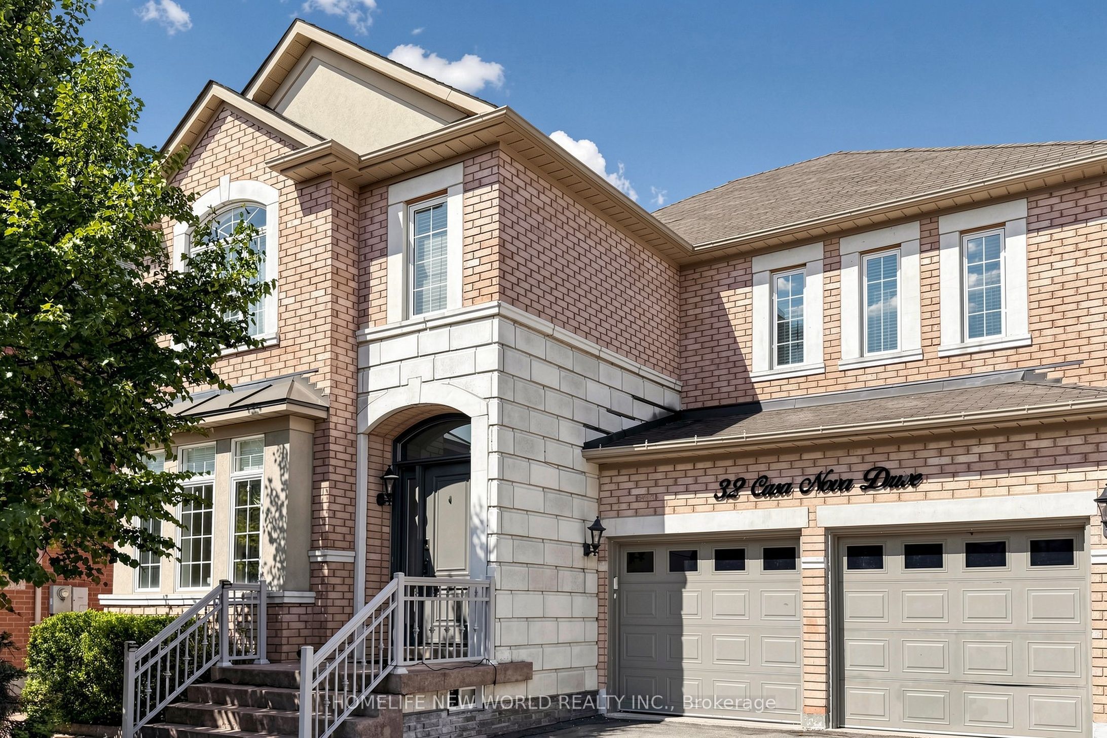 32 Casa Nova Drive, Vaughan, On L4h 3a1