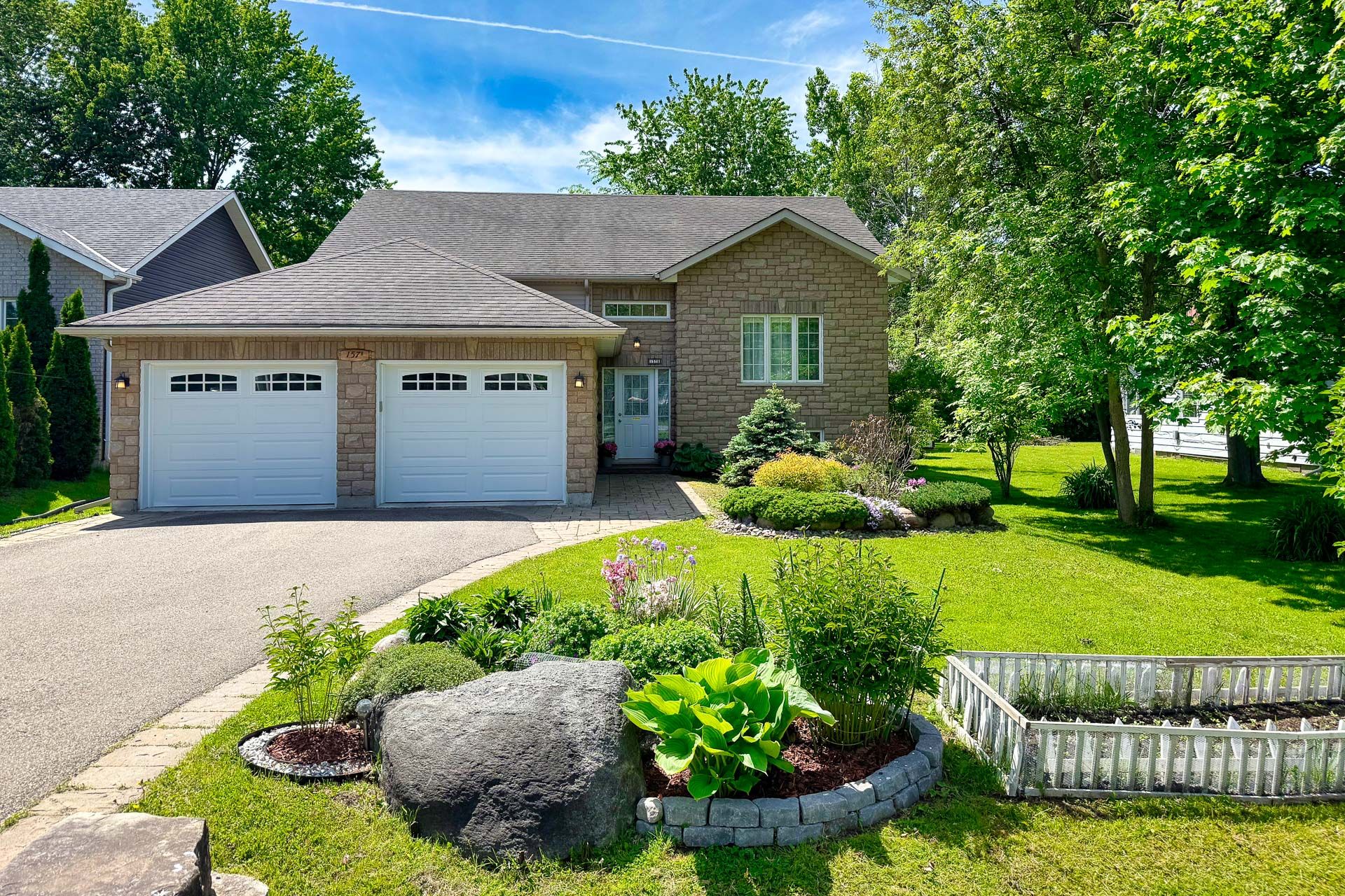 157b Silas Boulevard, Georgina, On L4p 2k2