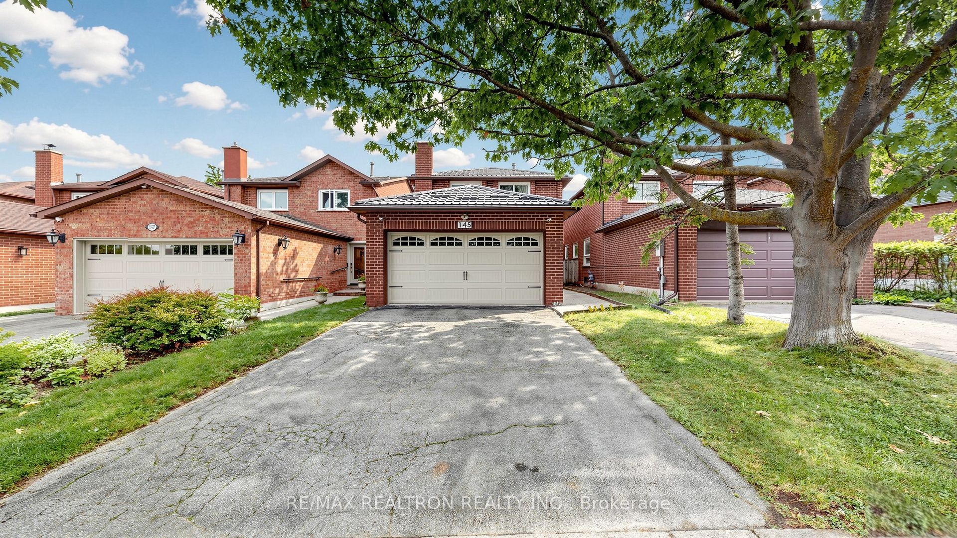 145 Campbell Avenue, Vaughan, On L4j 4z7