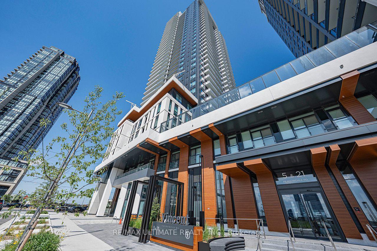 5 Meadowdale Road 1112, Vaughan, On L4k 0c7
