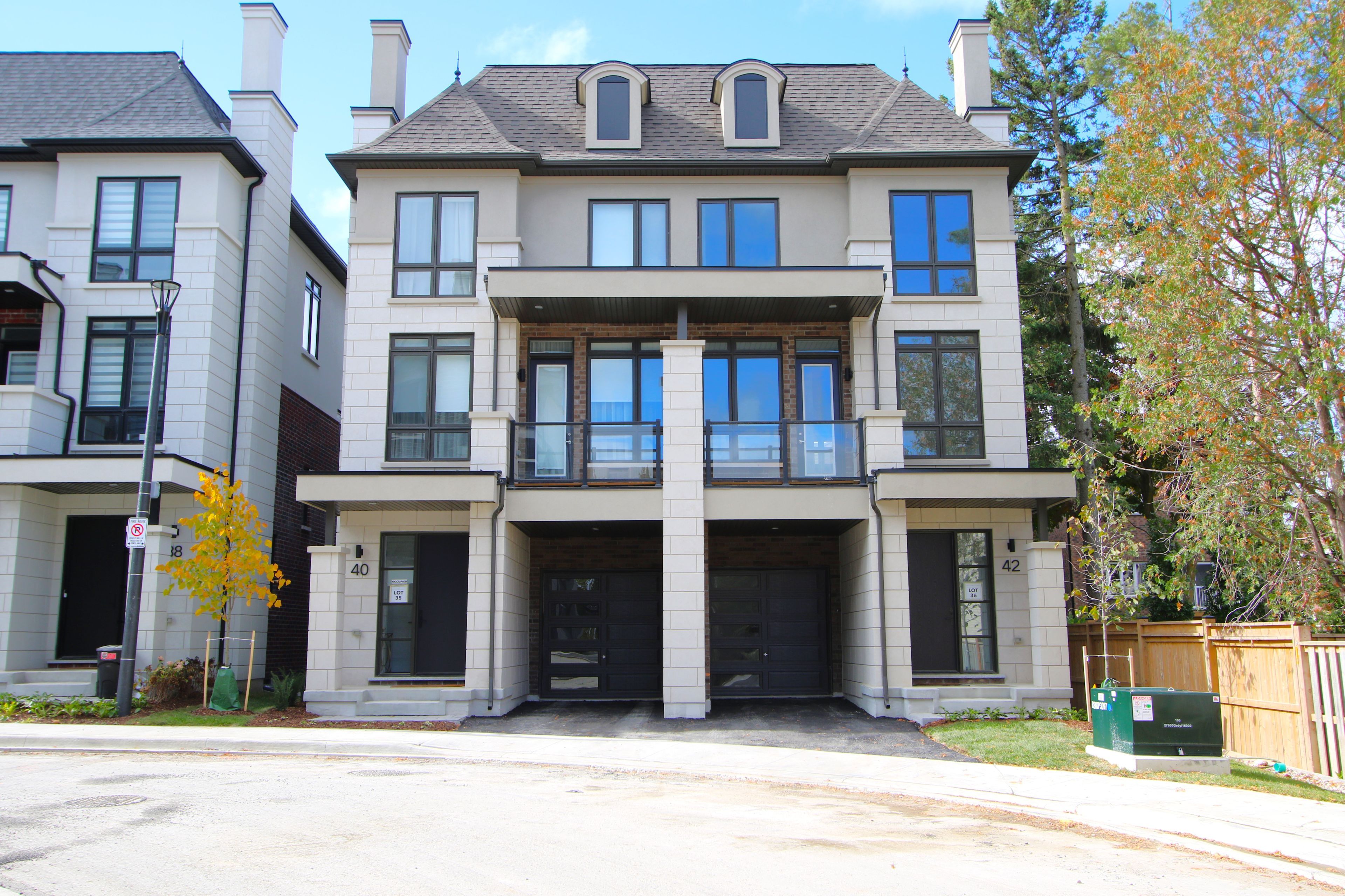 40 Chiara Rose Lane, Richmond Hill, On L4e 1h4