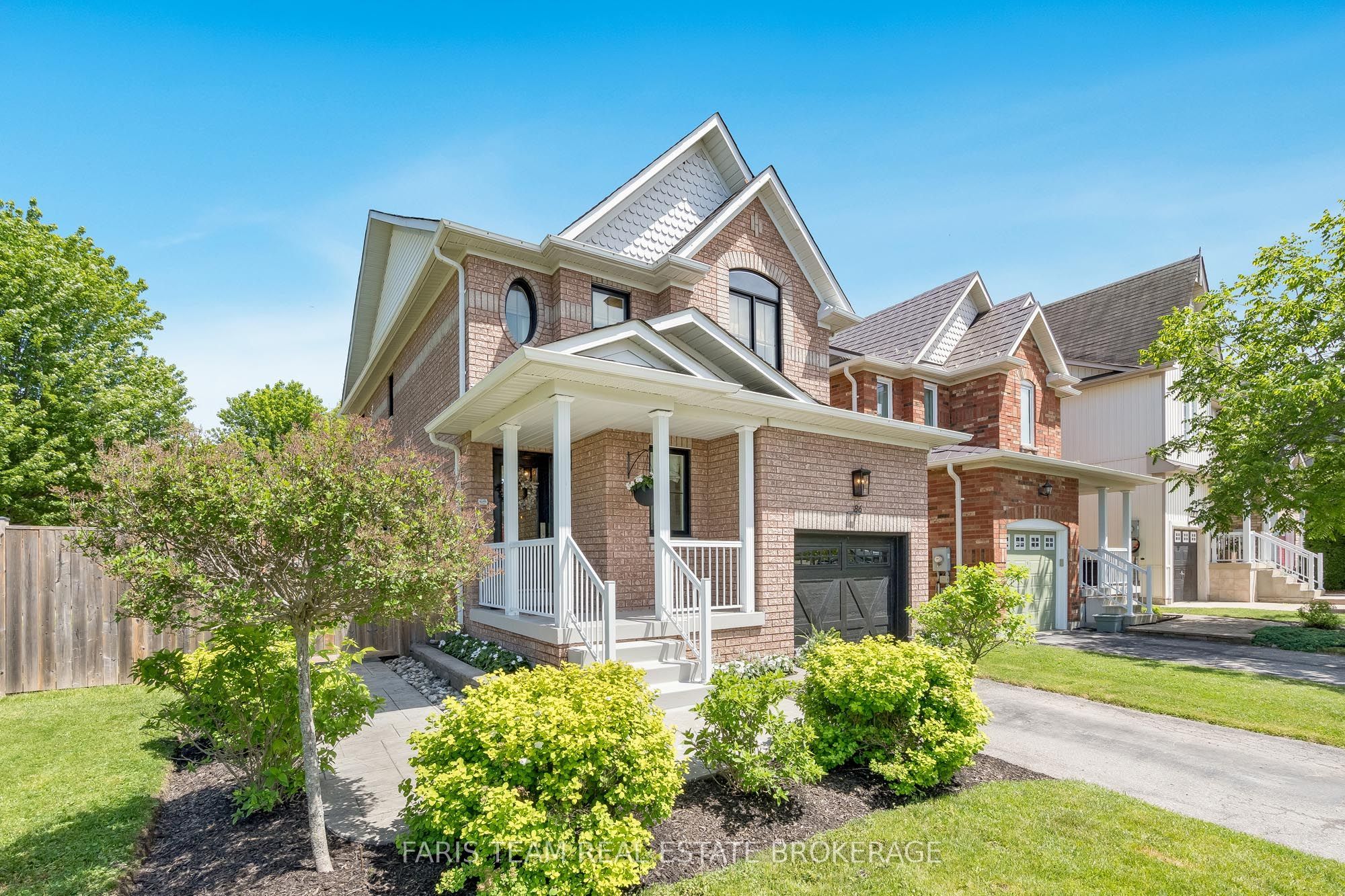 86 Margaret Graham Crescent, East Gwillimbury, On L0g 1m0