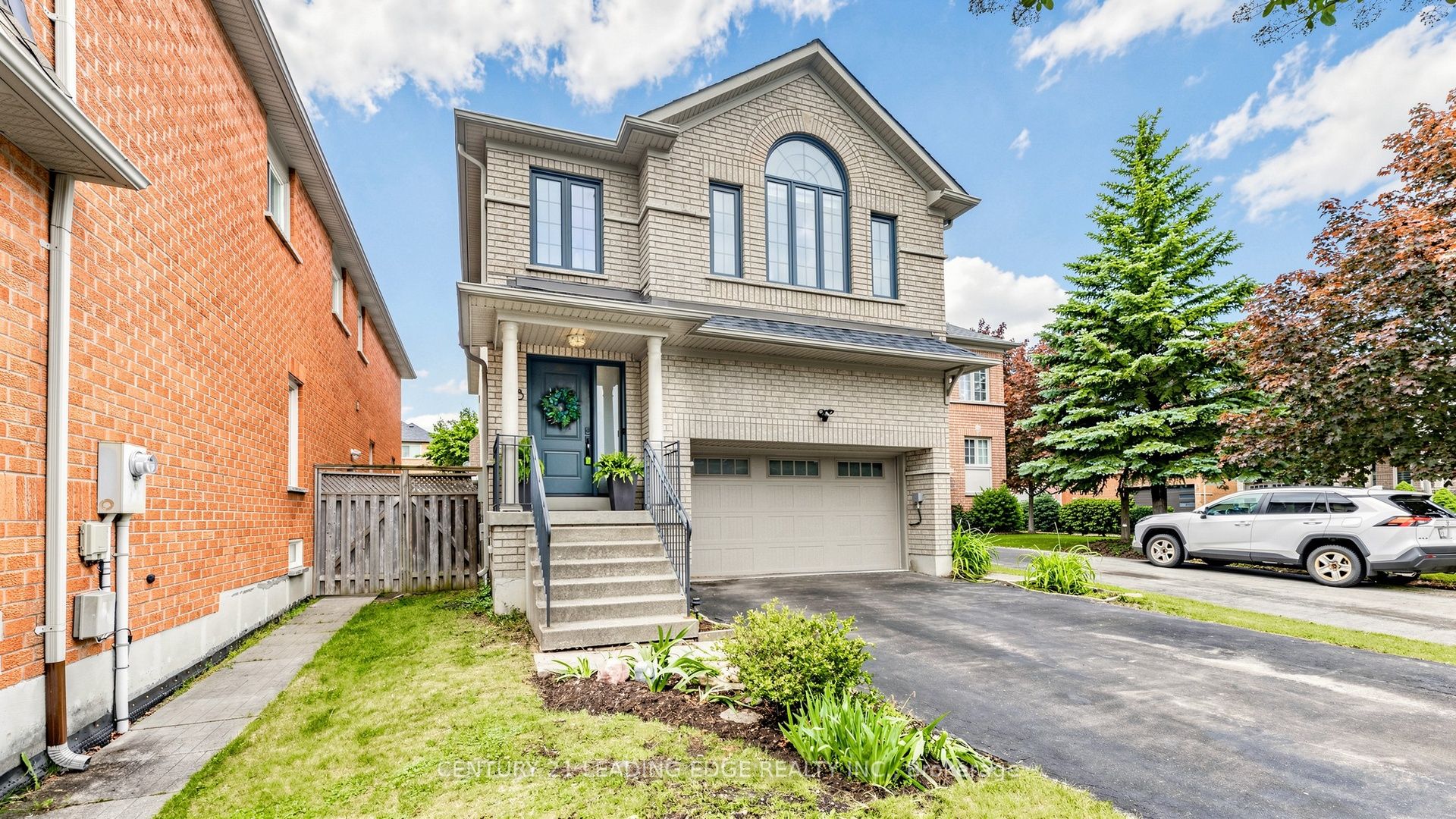 168 Valentina Drive, Markham, On L3r 4r8