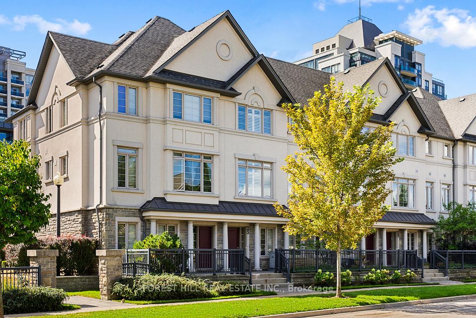 25 Beverley Glen Boulevard, Vaughan, On L3t 2v6