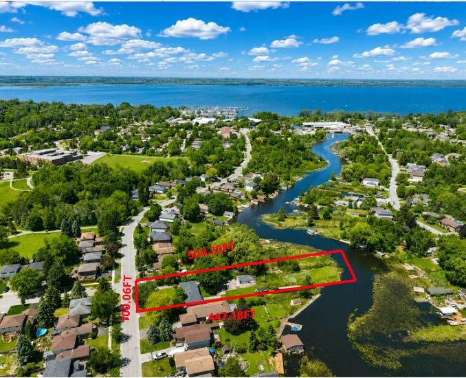 88 Riverglen Drive, Georgina, On L4p 2r1