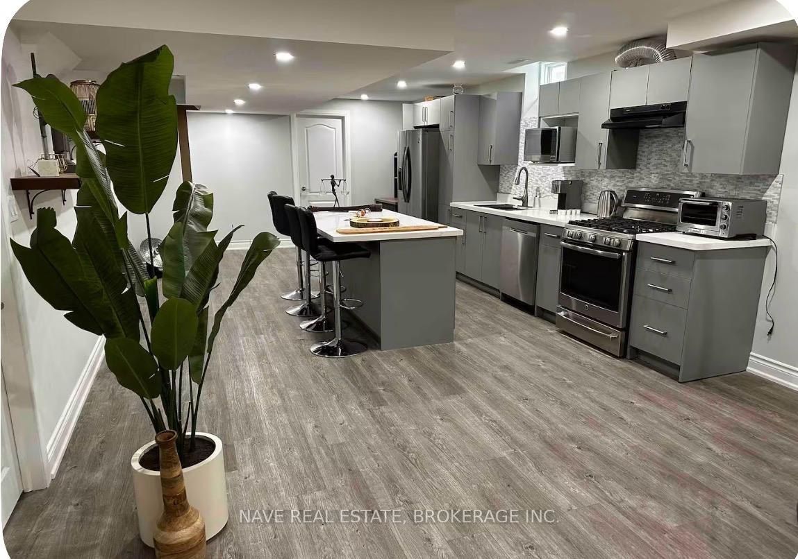 63 Vitlor Drive Basement, Richmond Hill, On L4e 0g3