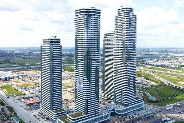 225 Commerce Street 5609, Vaughan, On L4k 0r1