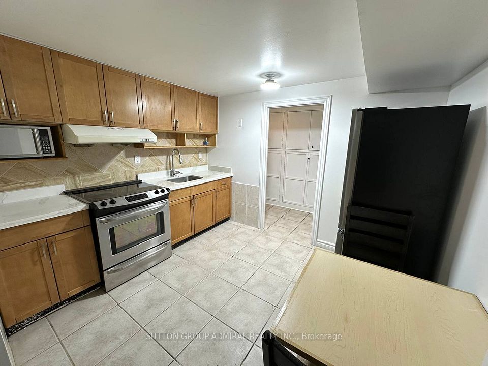 16 Fairty Drive Bsmt, Markham, On L3s 3a3