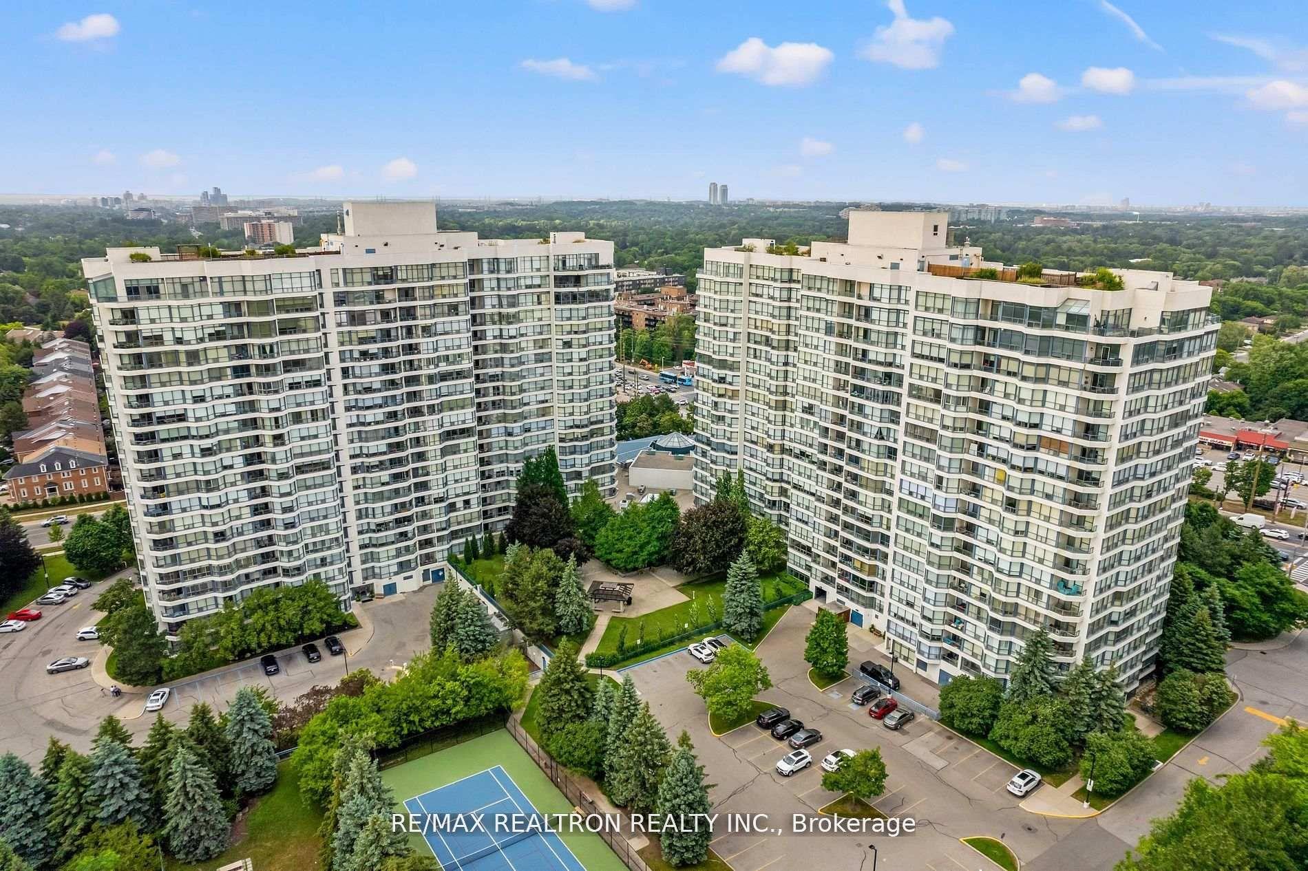 7300 Yonge Street 210, Vaughan, On L4j 7y5