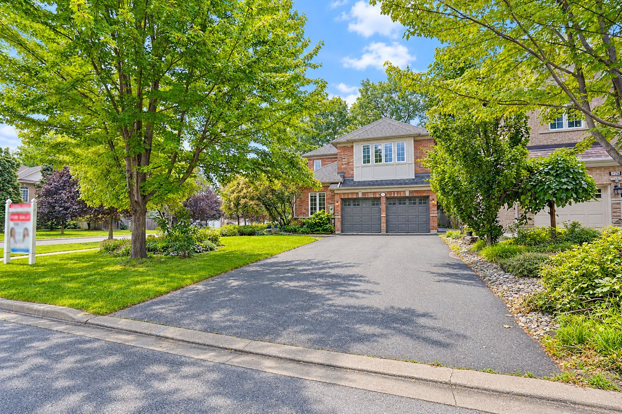 180 Stave Crescent, Richmond Hill, On L4c 0s8