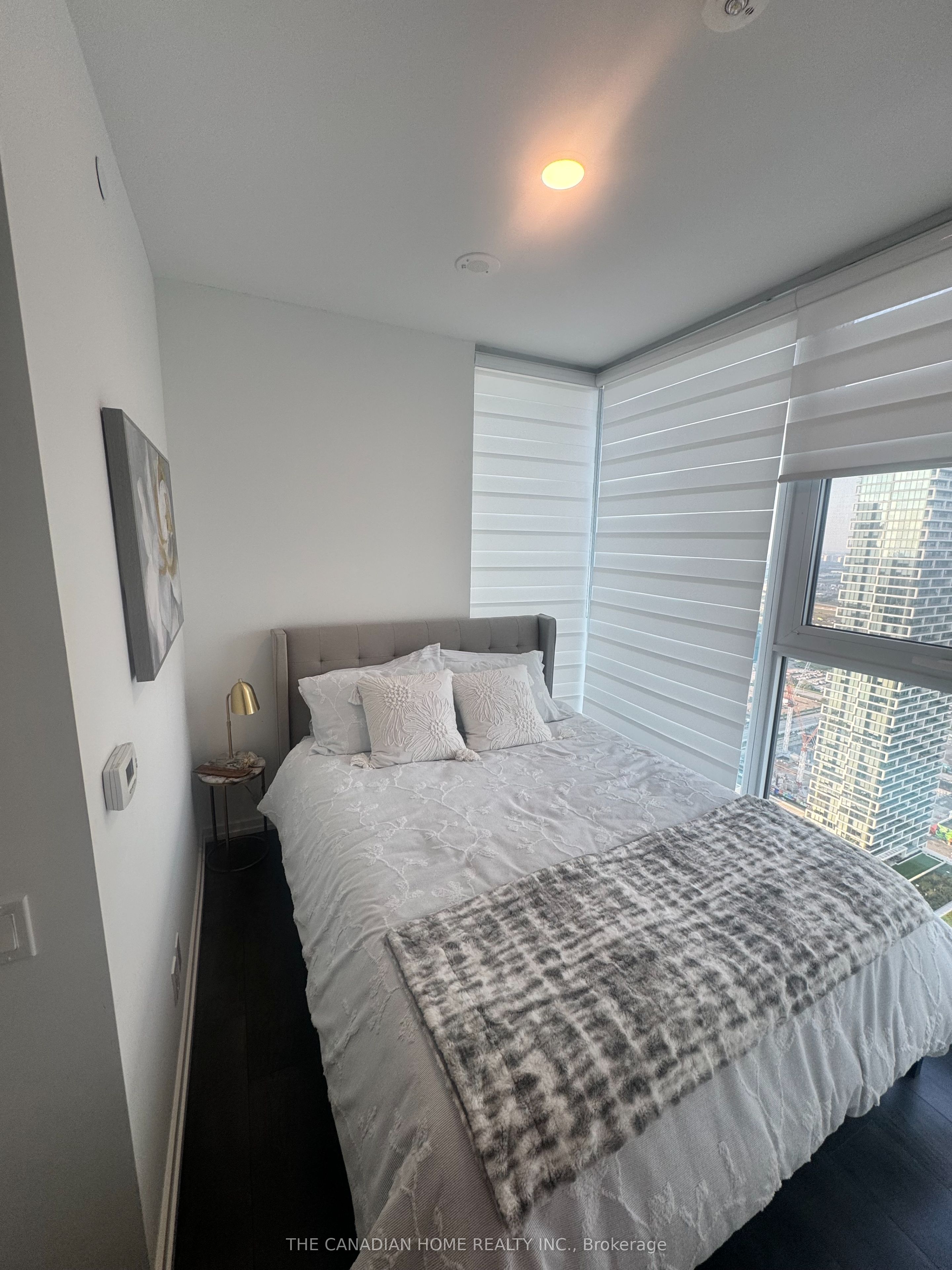 1000 Portage Parkway 4811, Vaughan, On L4k 0l1