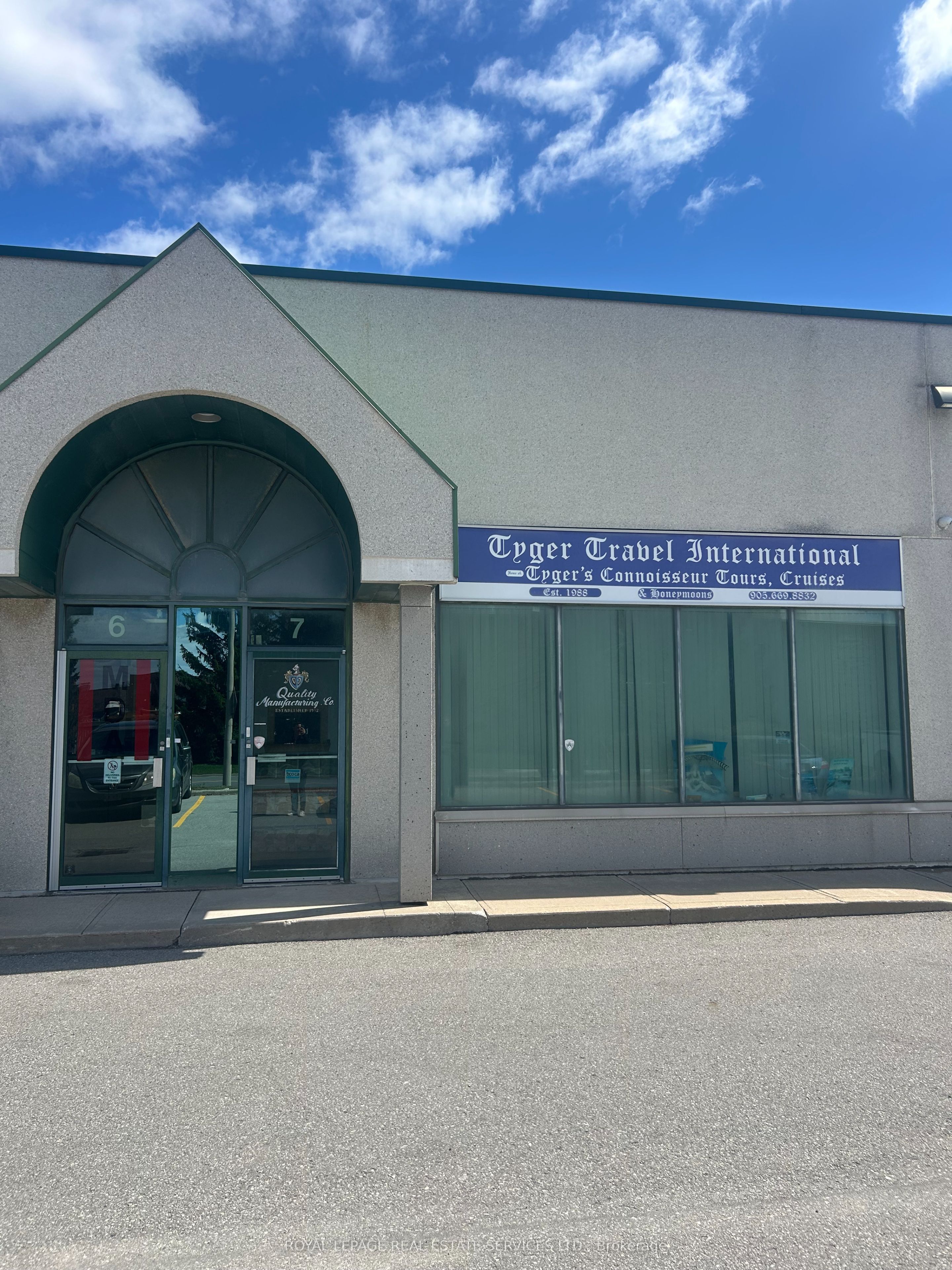 201 Spinnaker Way 7, Vaughan, On L4k 4c6