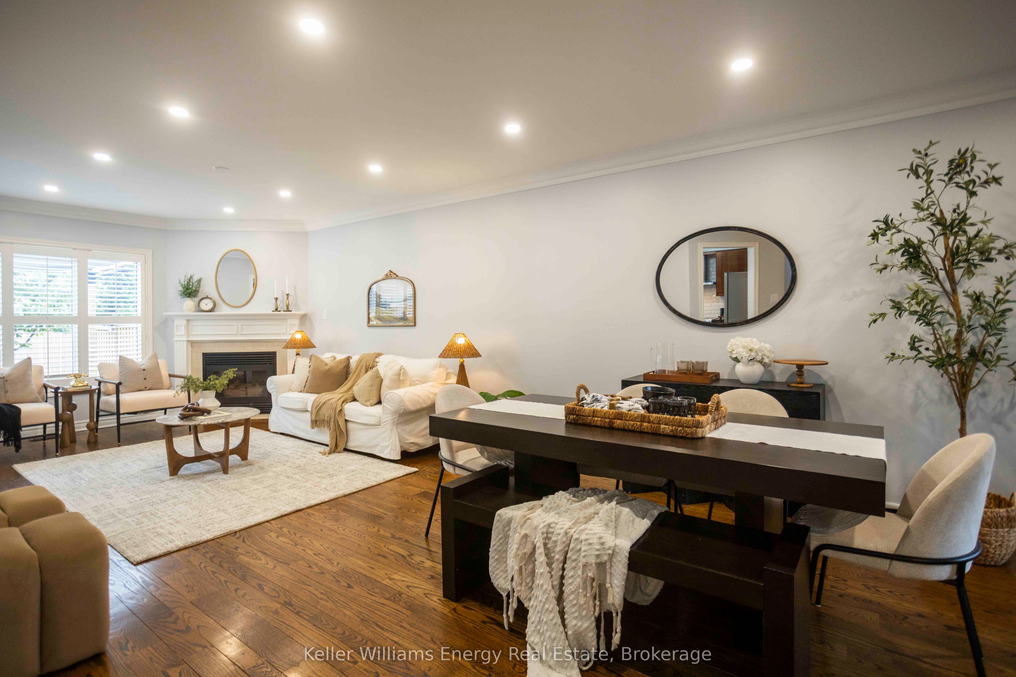 113 Isaac Murray Avenue, Vaughan, On L6a 2s8