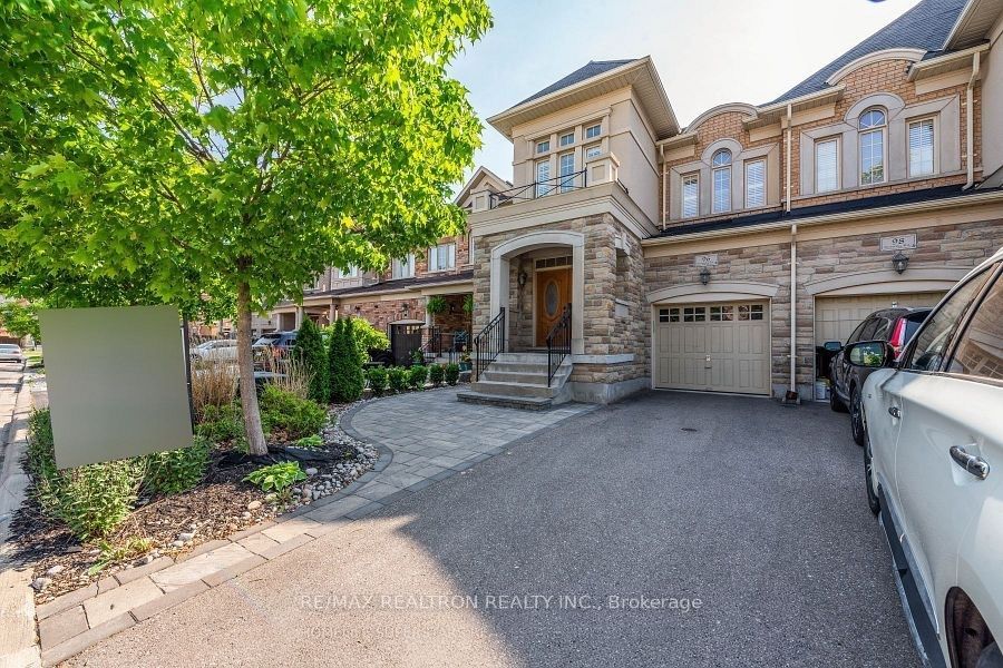 96 Ostrovsky Road, Vaughan, On L4h 0w1