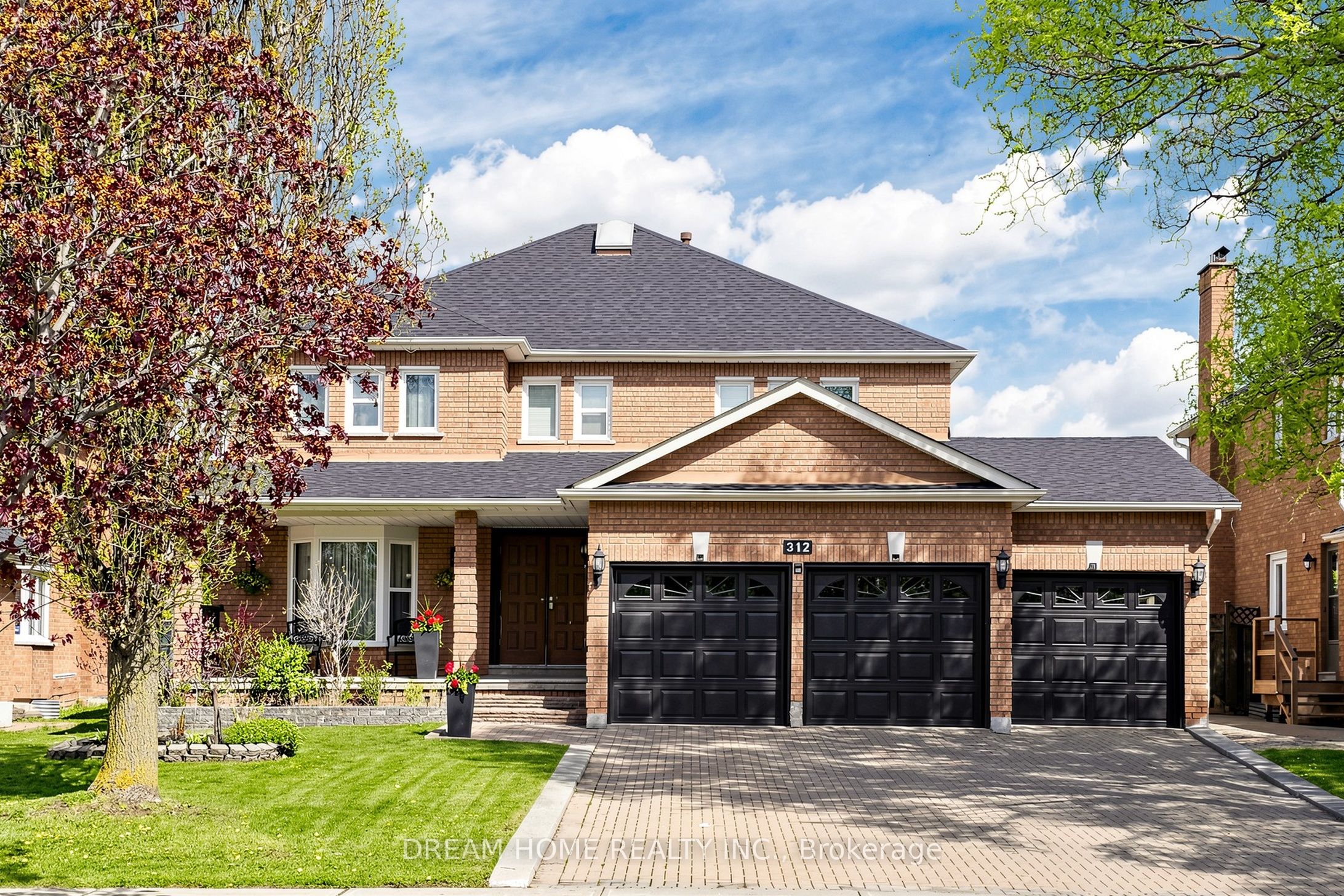 312 Valeria Boulevard, Vaughan, On L4l 6v7