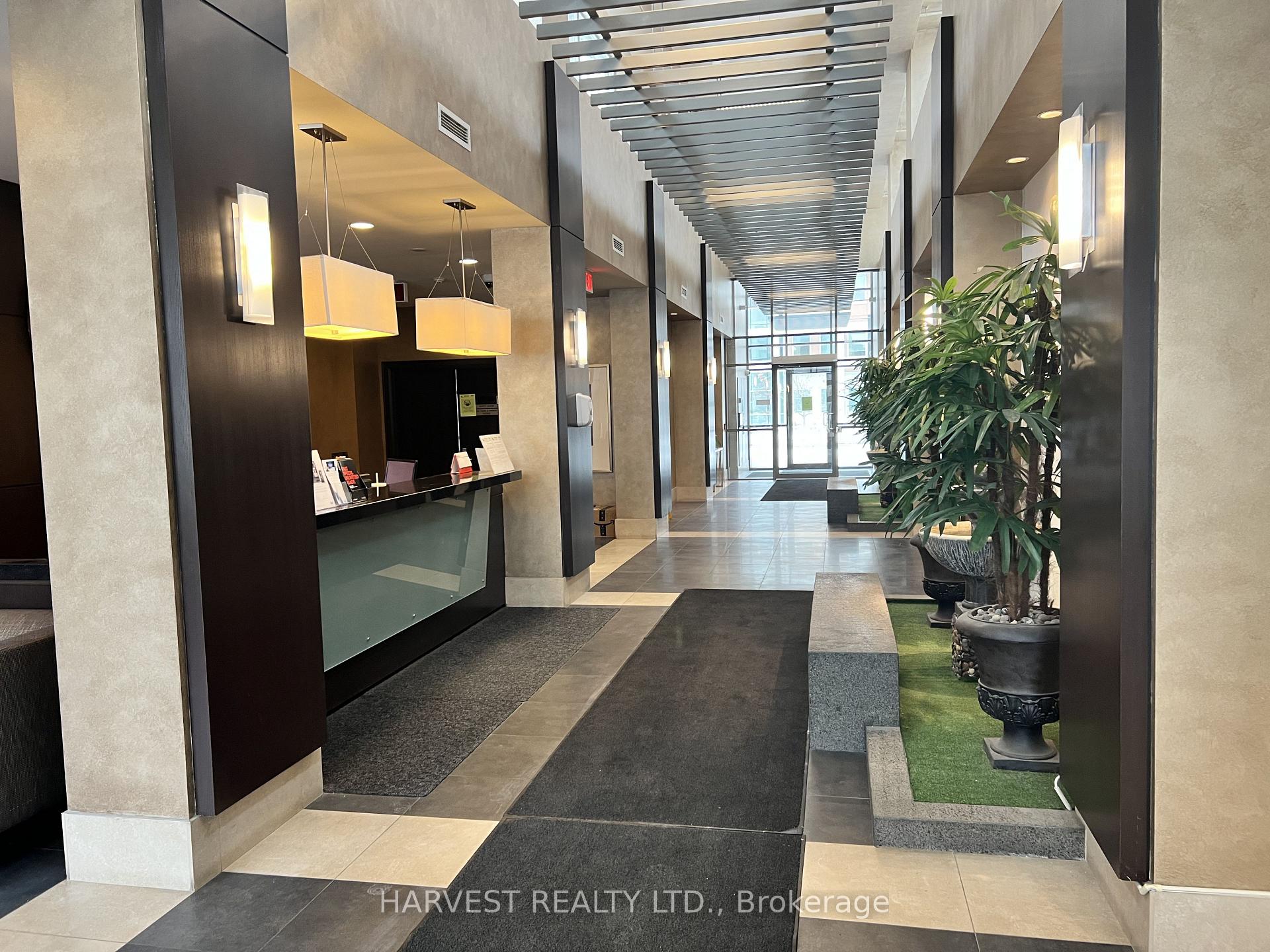 21 Upper Duke Crescent 609, Markham, On L6g 0b7