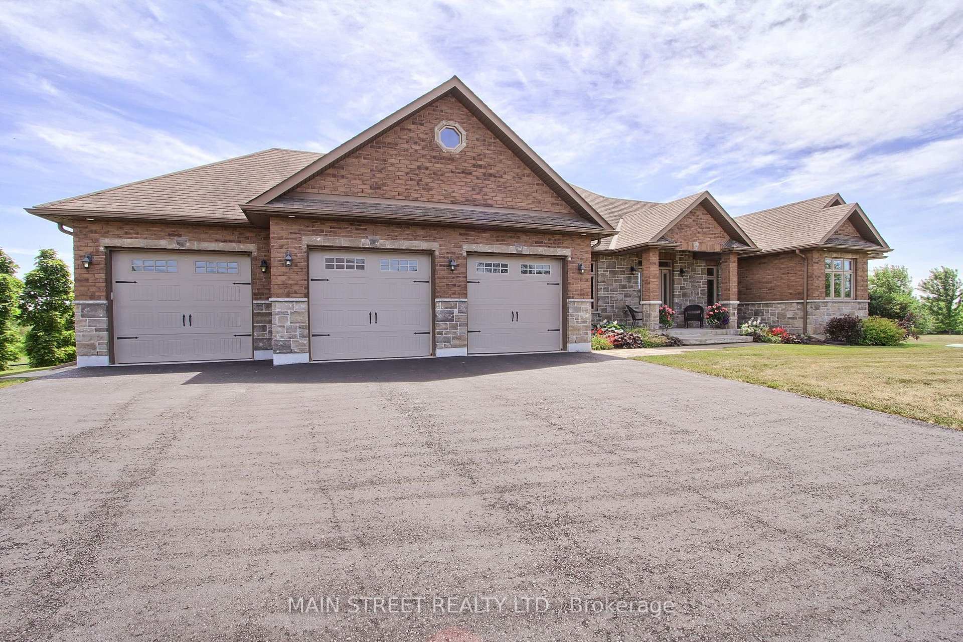 13 Brolley Crescent, Essa, On L0l 1n0
