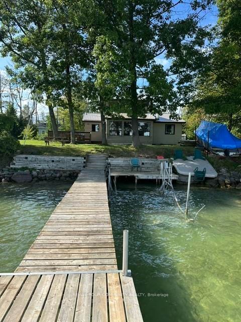 20 E Snake Island E, Georgina Islands, On L4p 0m2