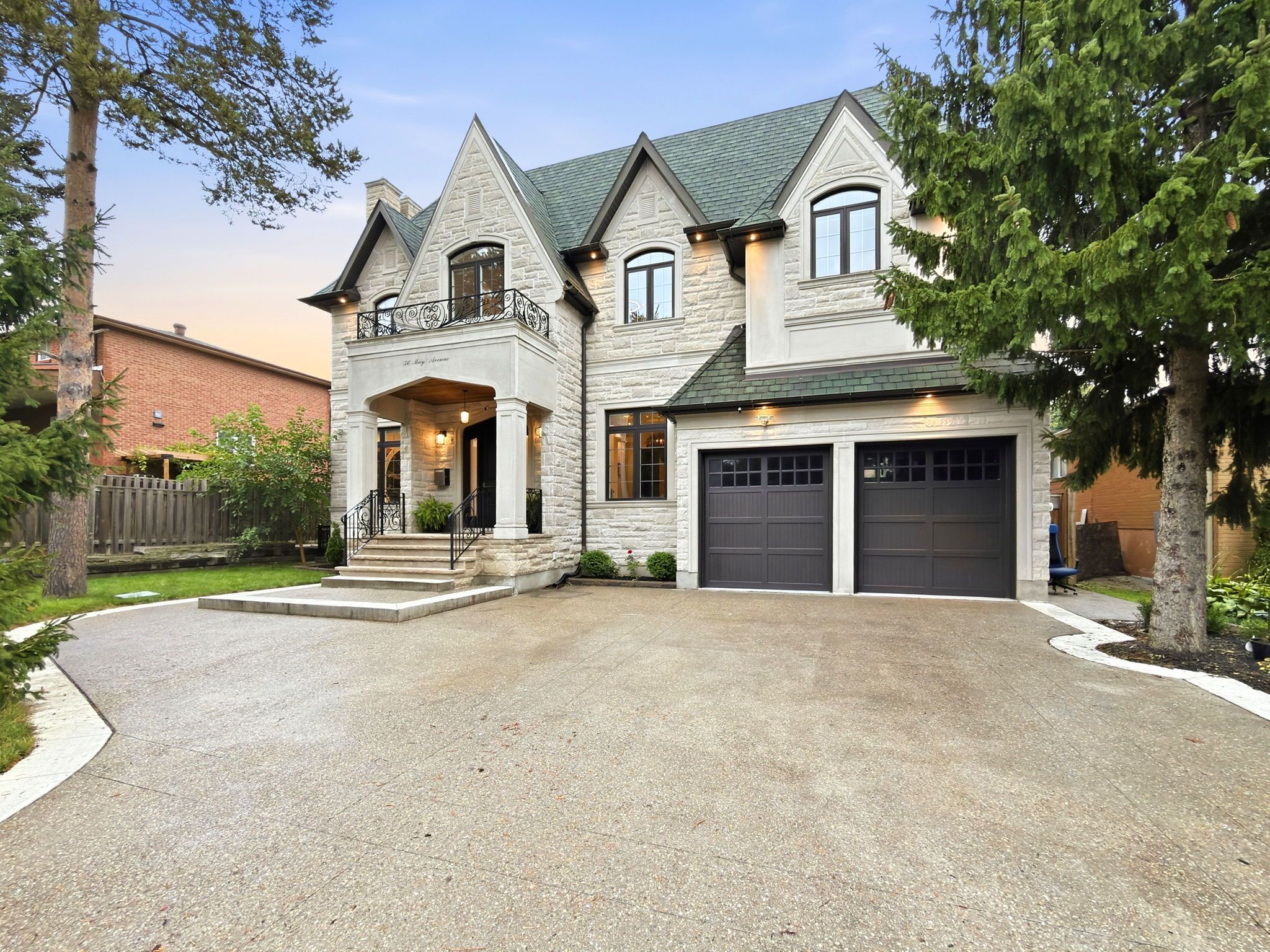 56 May Avenue, Richmond Hill, On L4c 3s6