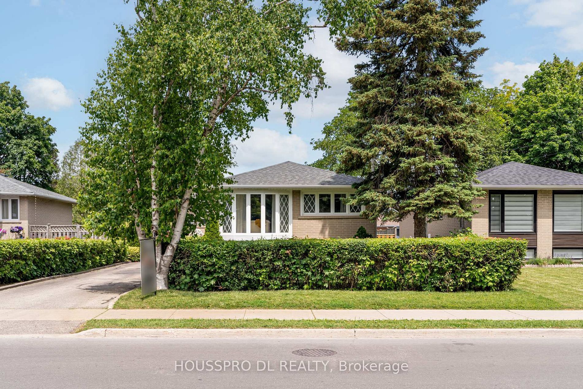 377 Palmer Avenue Basement, Richmond Hill, On L4c 1p7