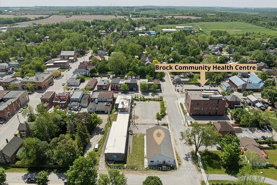 21 Ann Street, Brock, On L0e 1e0