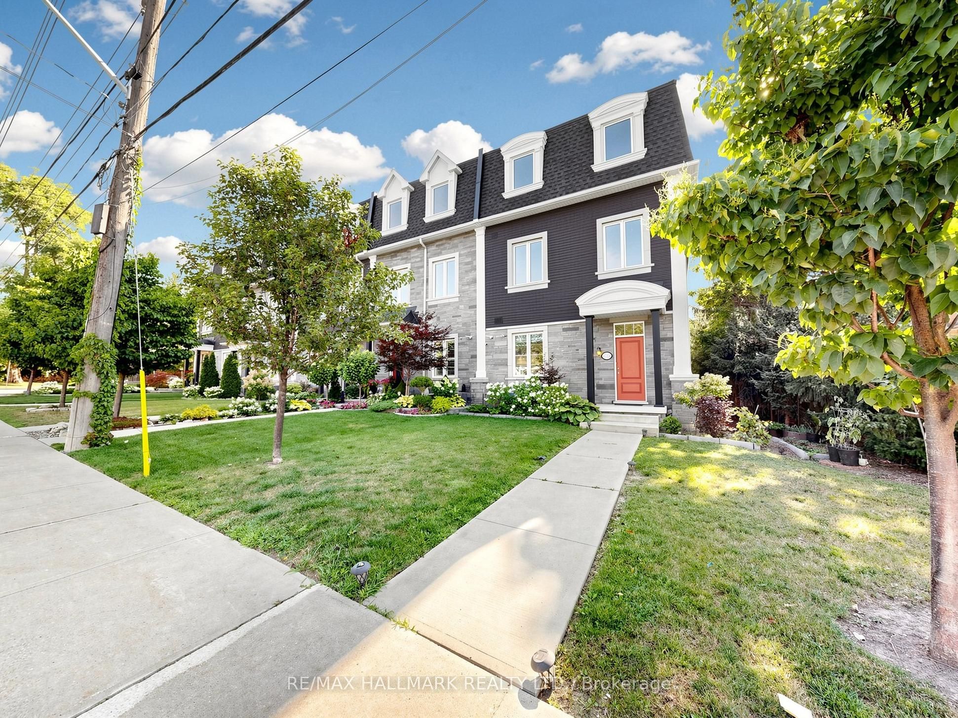 8313 Islington Avenue, Vaughan, On L4l 1x1