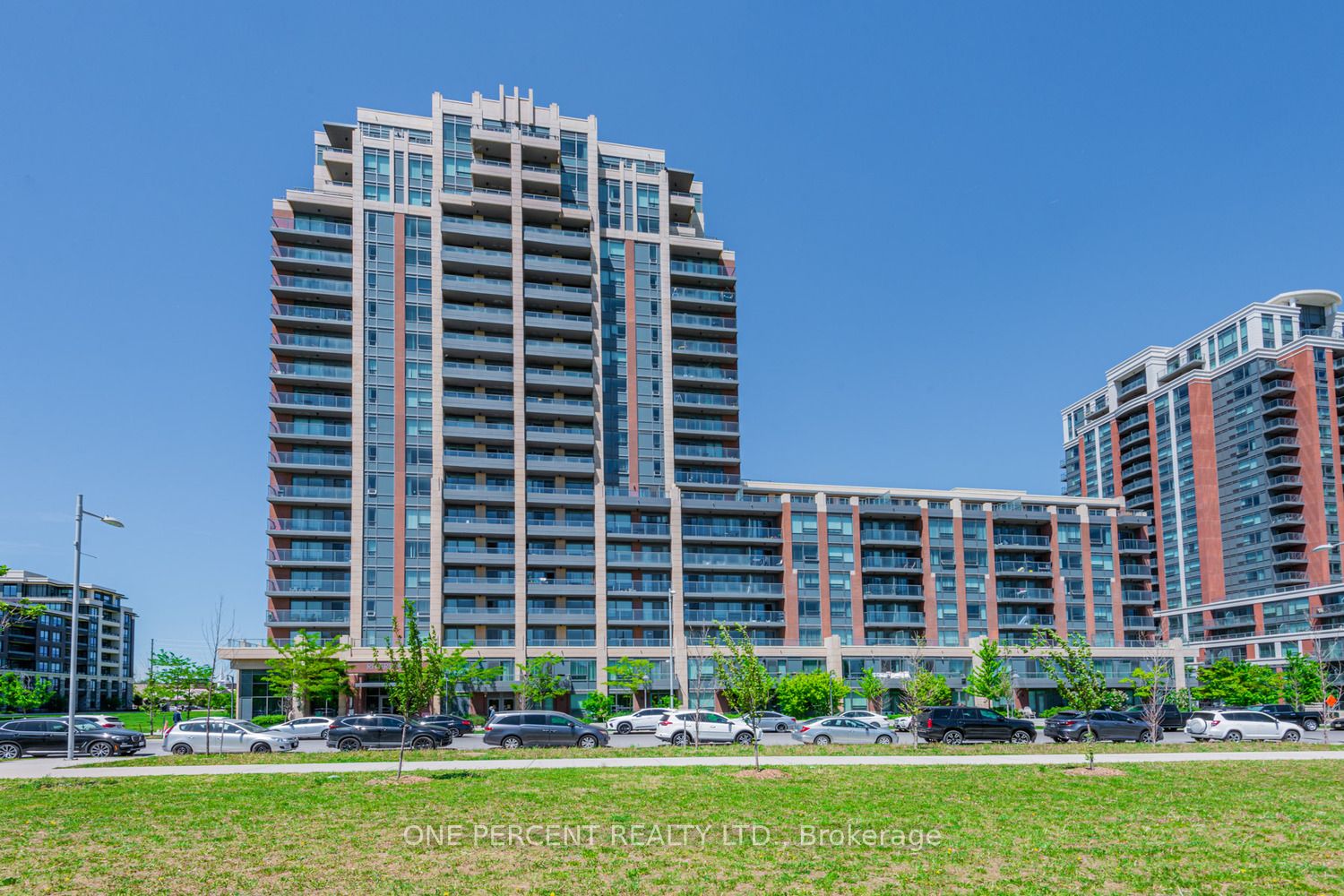 18 Uptown Drive 705, Markham, On L3r 5m5