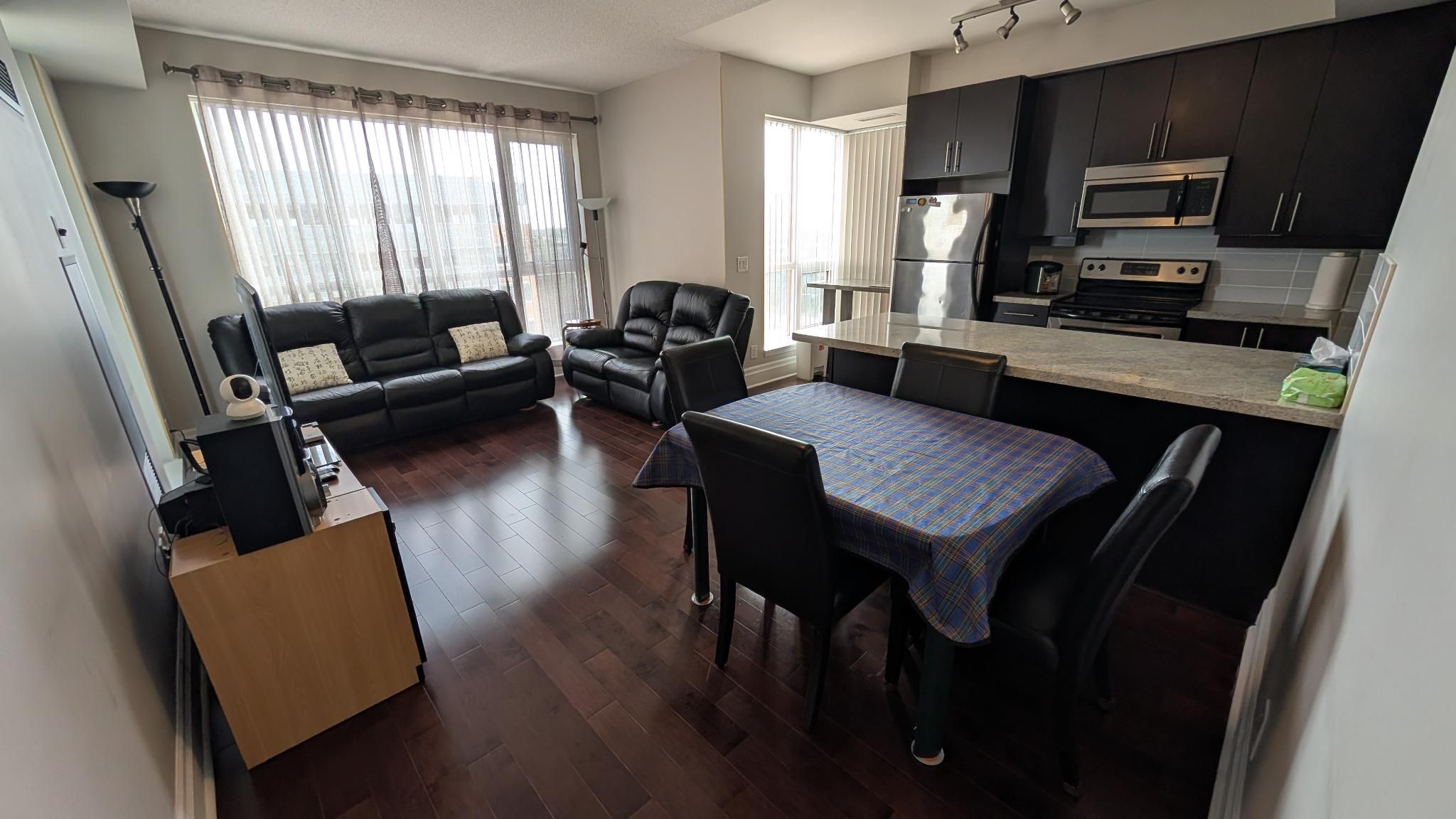 21 Upper Duke Crescent 610b, Markham, On L6g 0b6